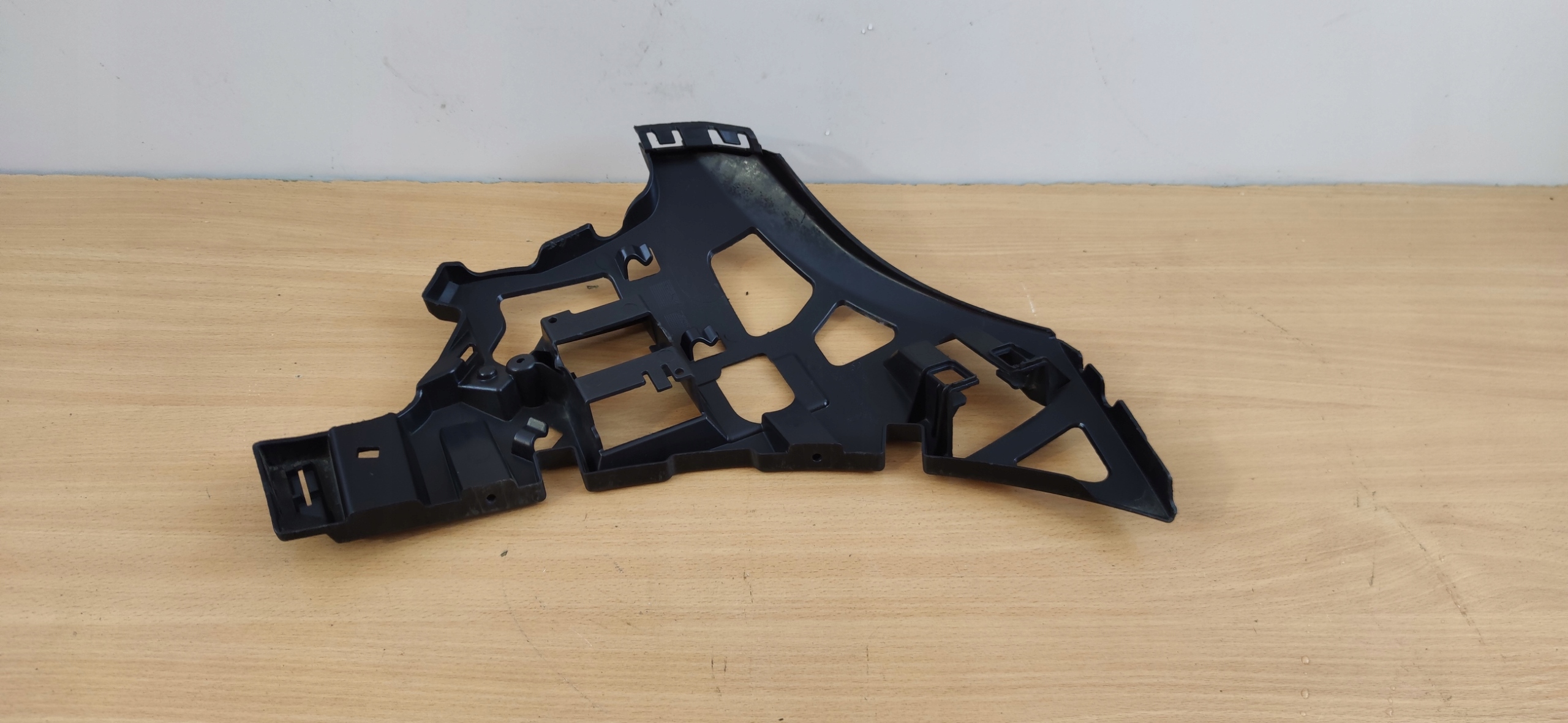 MERCEDES S-KLASA W222 bumper bracket right front