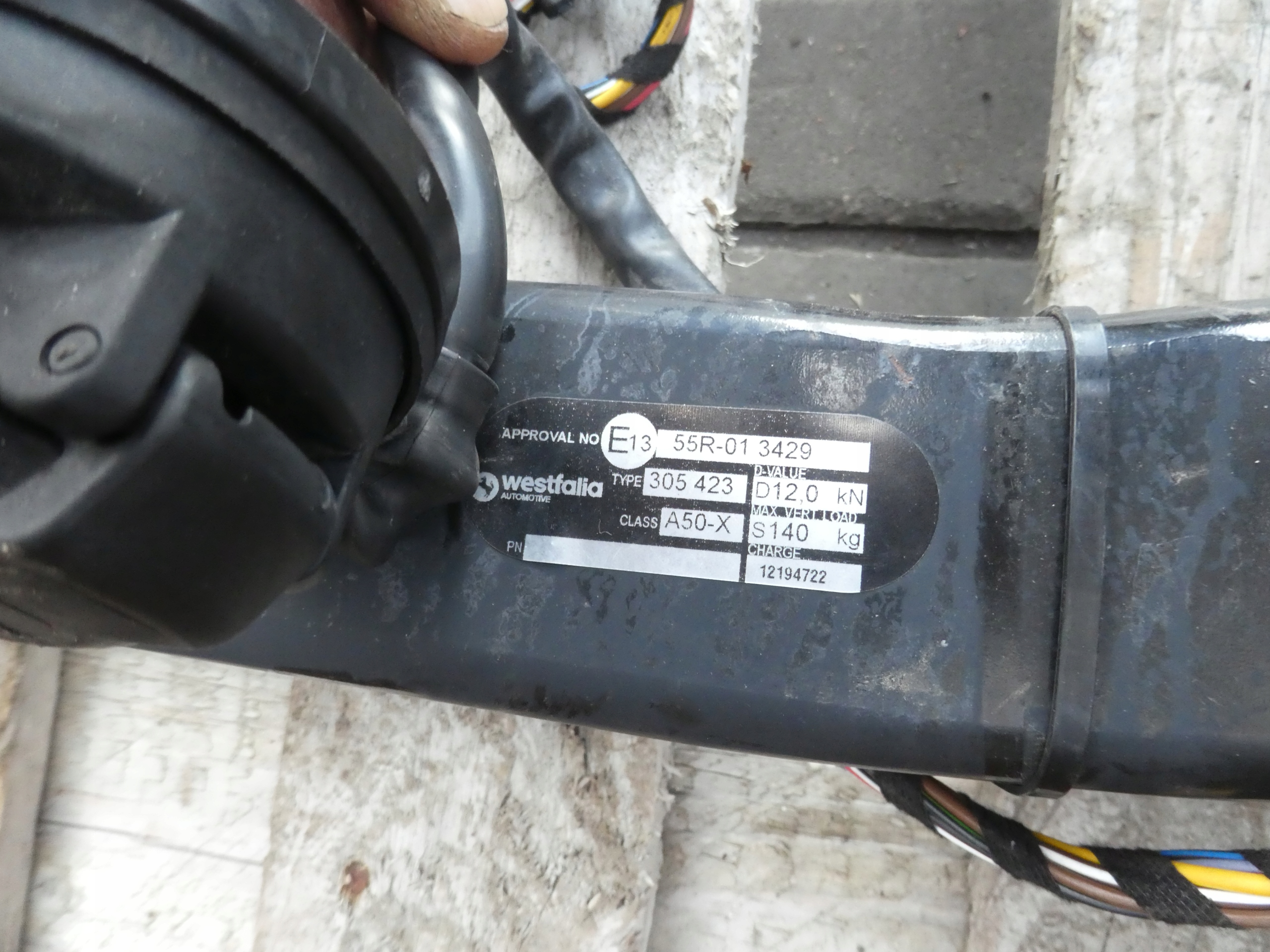 tow AUDI Q3 WESTFALIA 305423