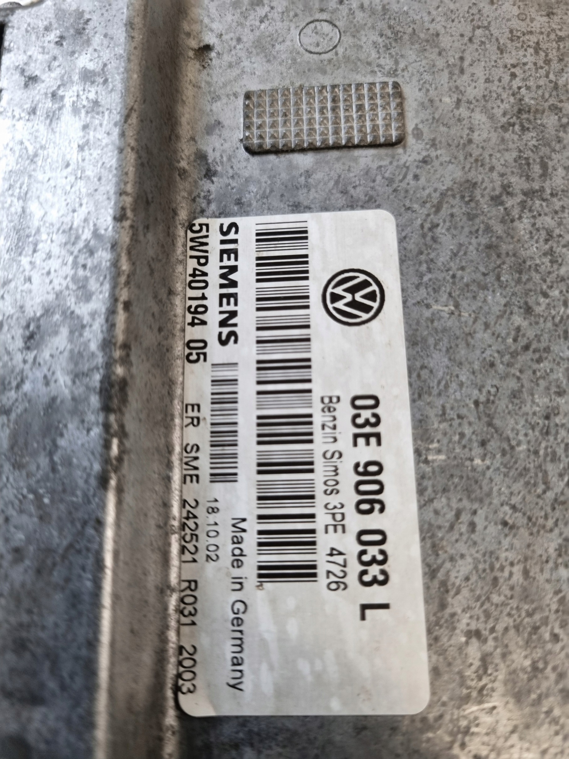 unité de commande électronique uce moteur VW POLO IV 1.2B