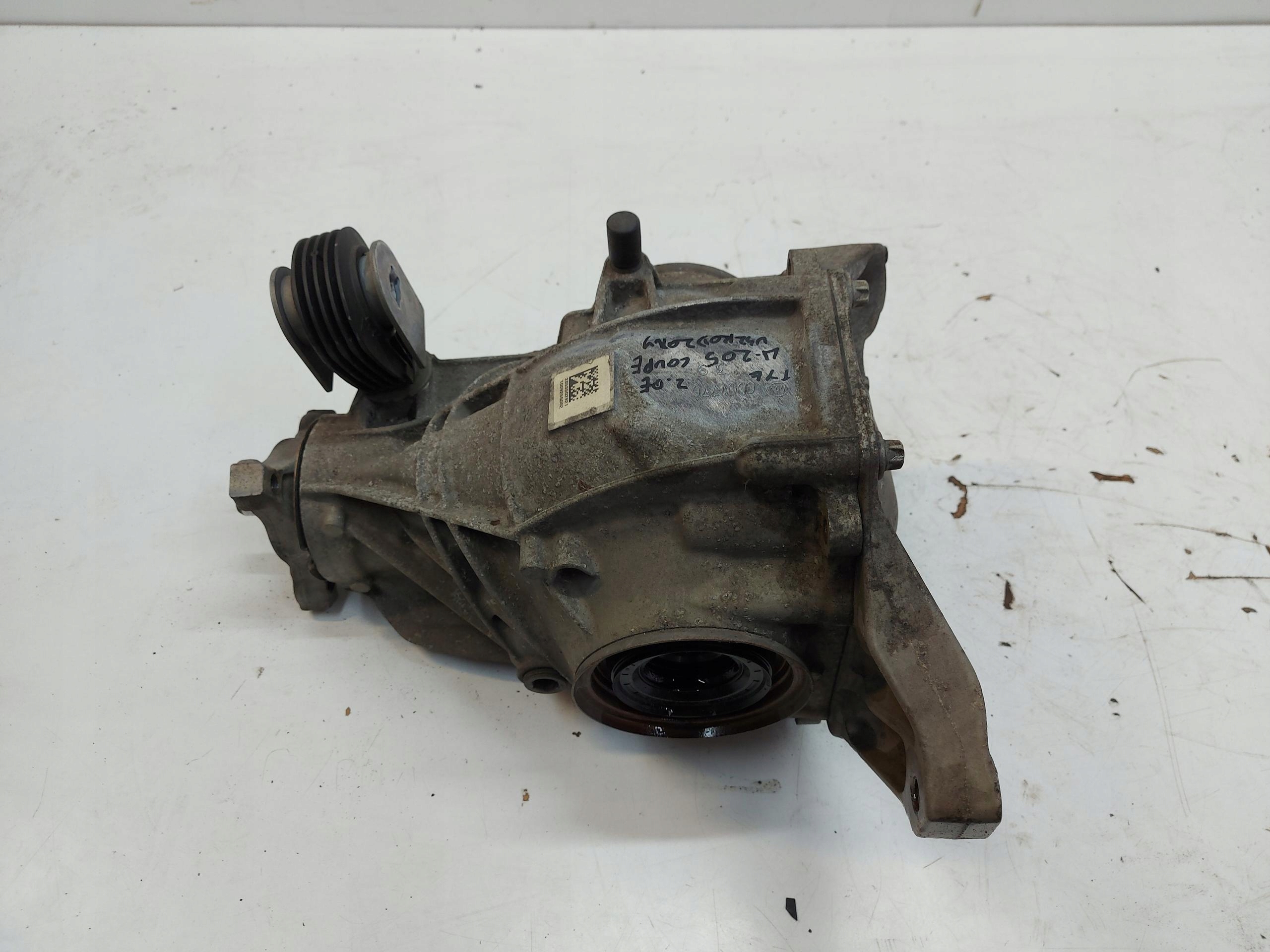 MERCEDES W205 COUPE diff differential rear part c300e