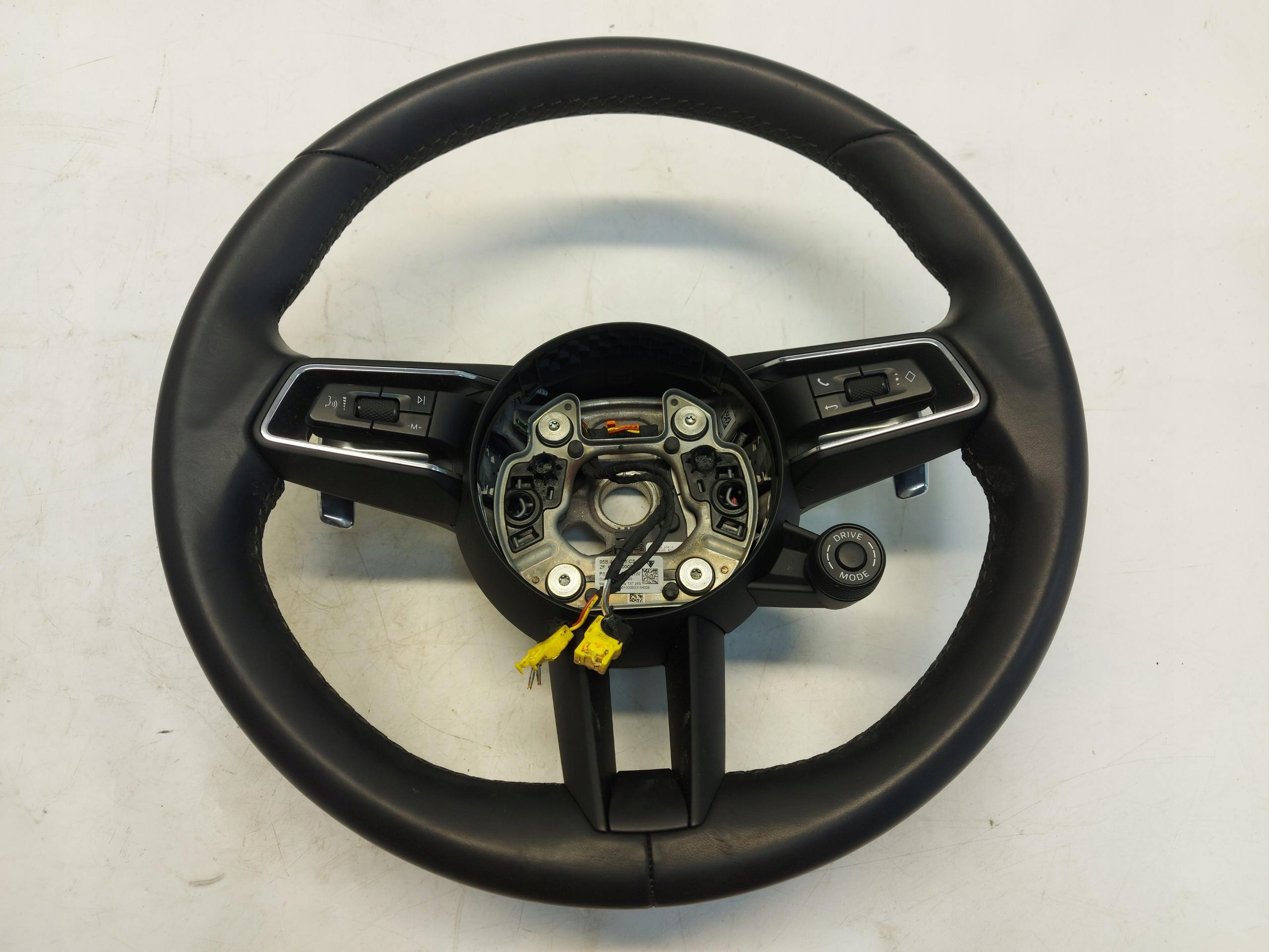 Porsche Macan II LIFT lenkrad MULTIMEDIALNA 95B419091