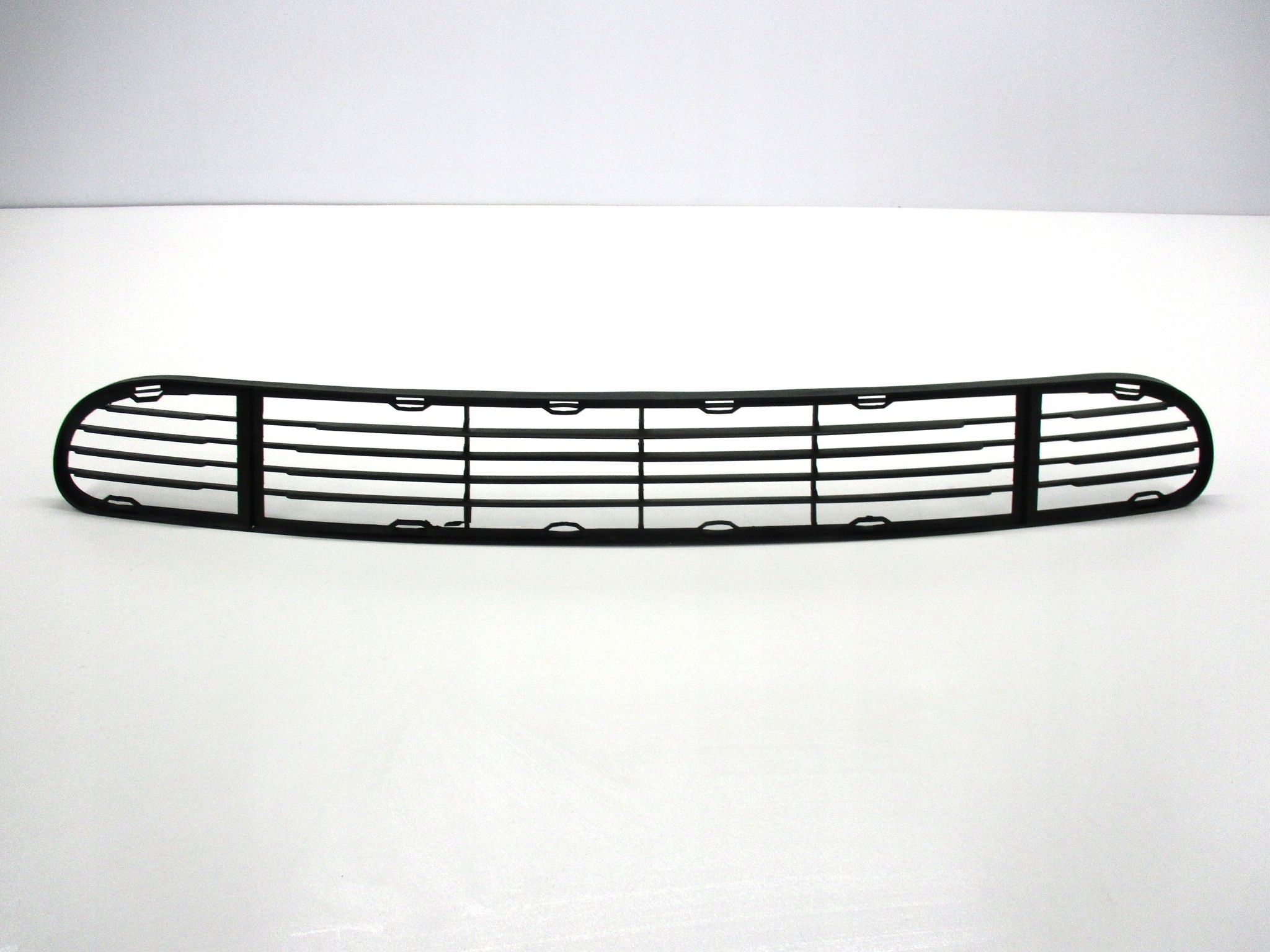 993.505.551.01 99350555101 - Porsche Carrera S 911 993 Turbo решетка бампера
