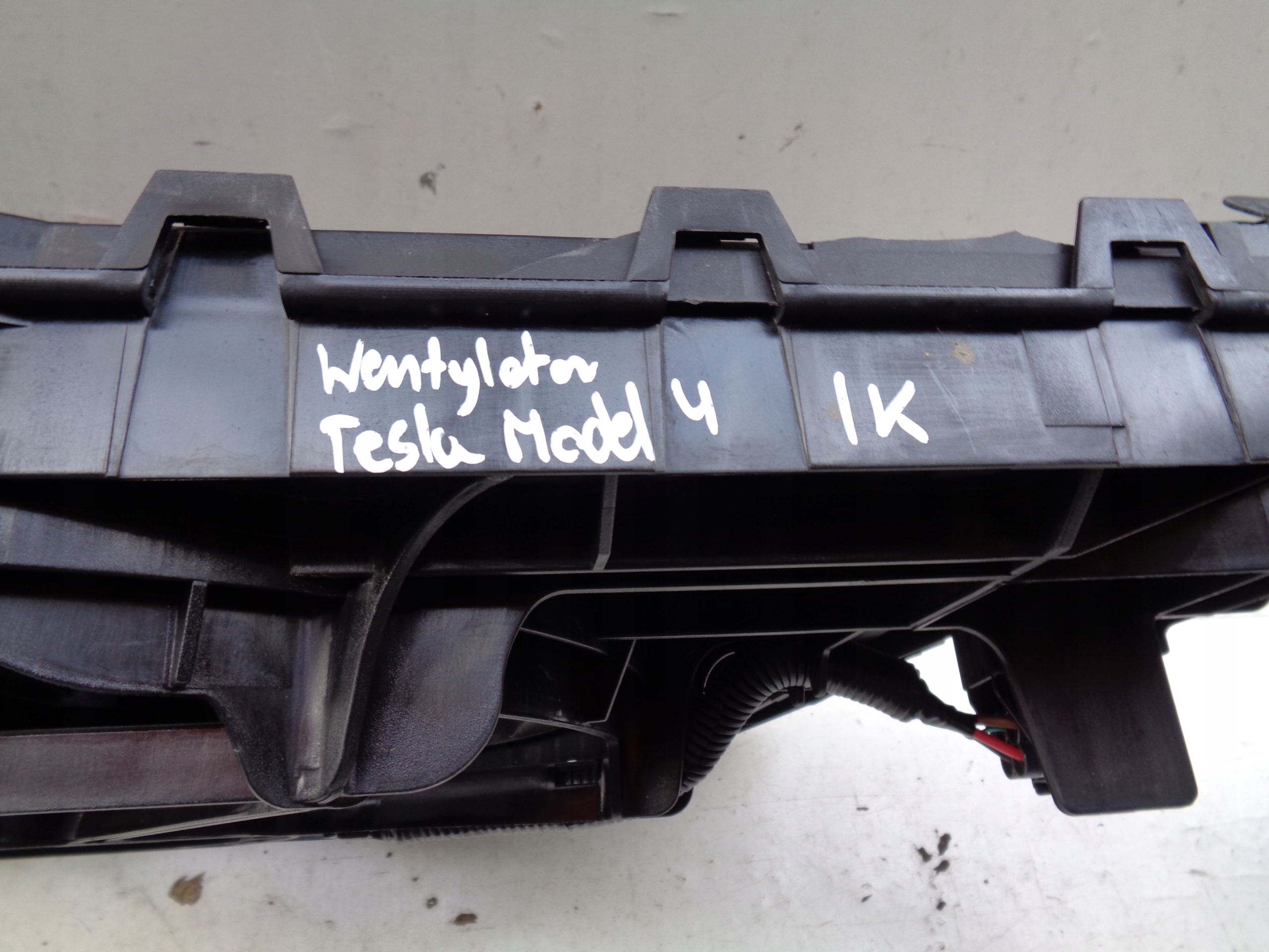Lüfter Gehäuse TESLA MODEL Y