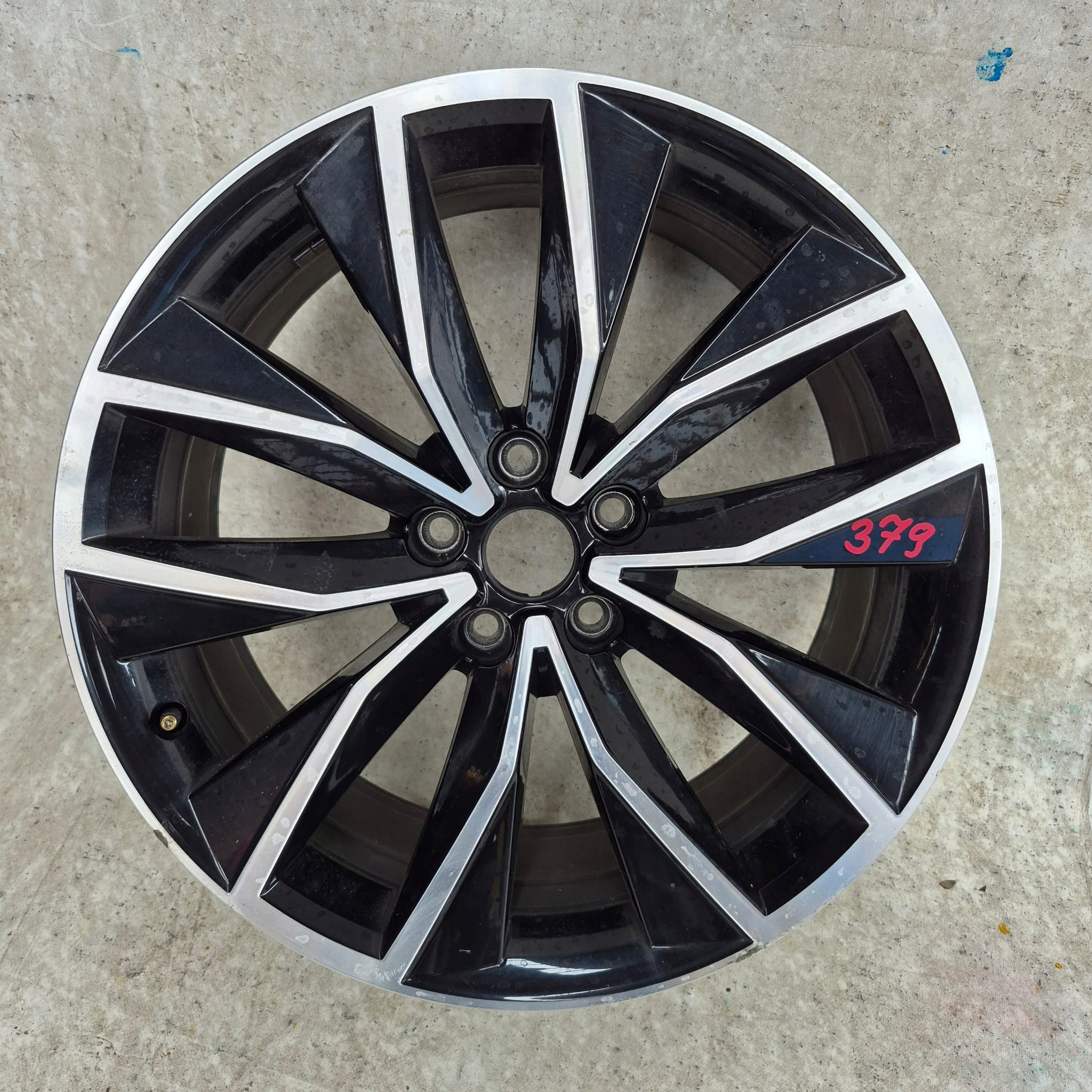 SEAT ATECA CUPRA disk hliníkový 19" 575601025F