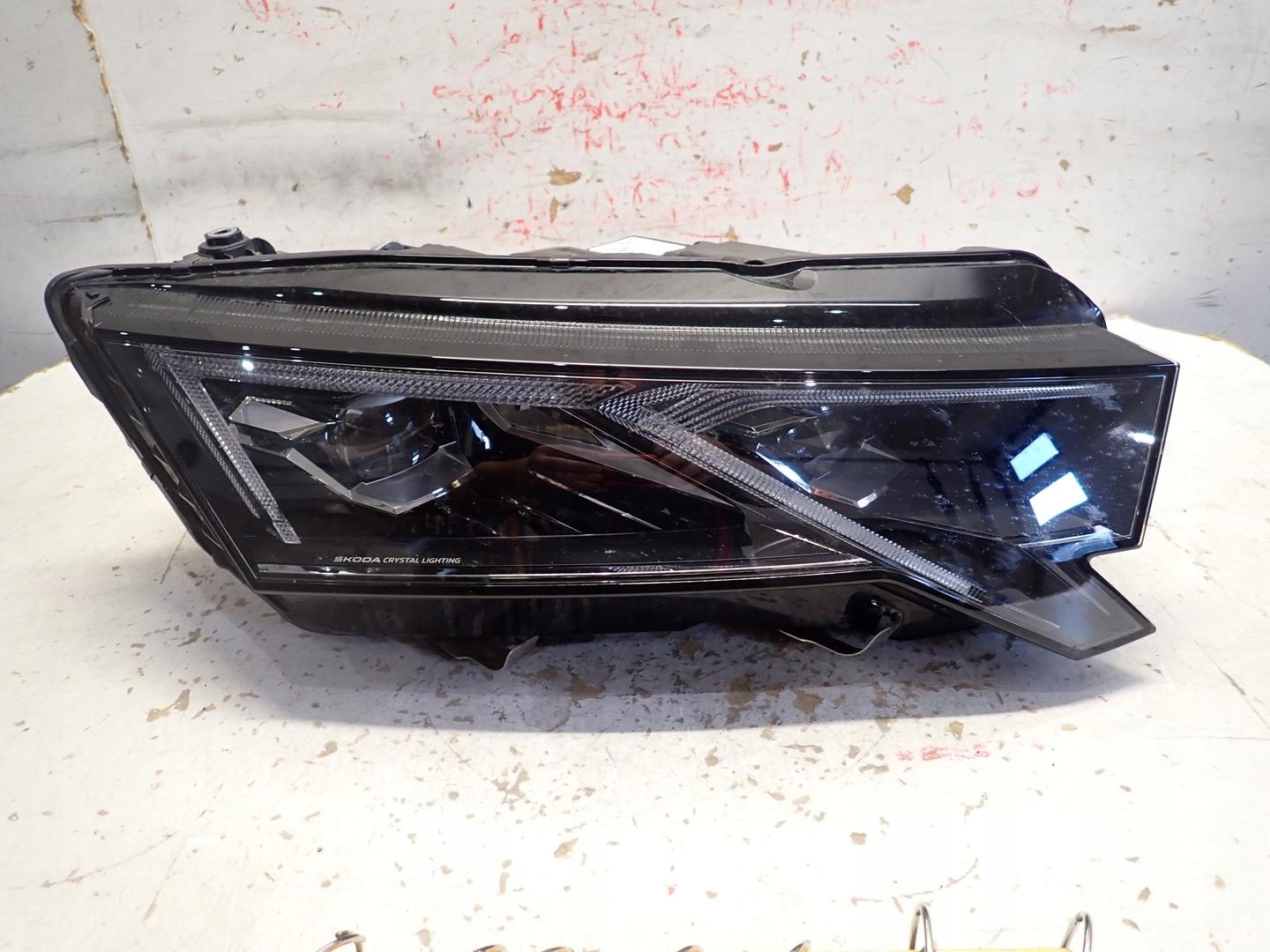 light front front right SKODA OCTAVIA IV LIFT 2024- FULL LED 5E4941036