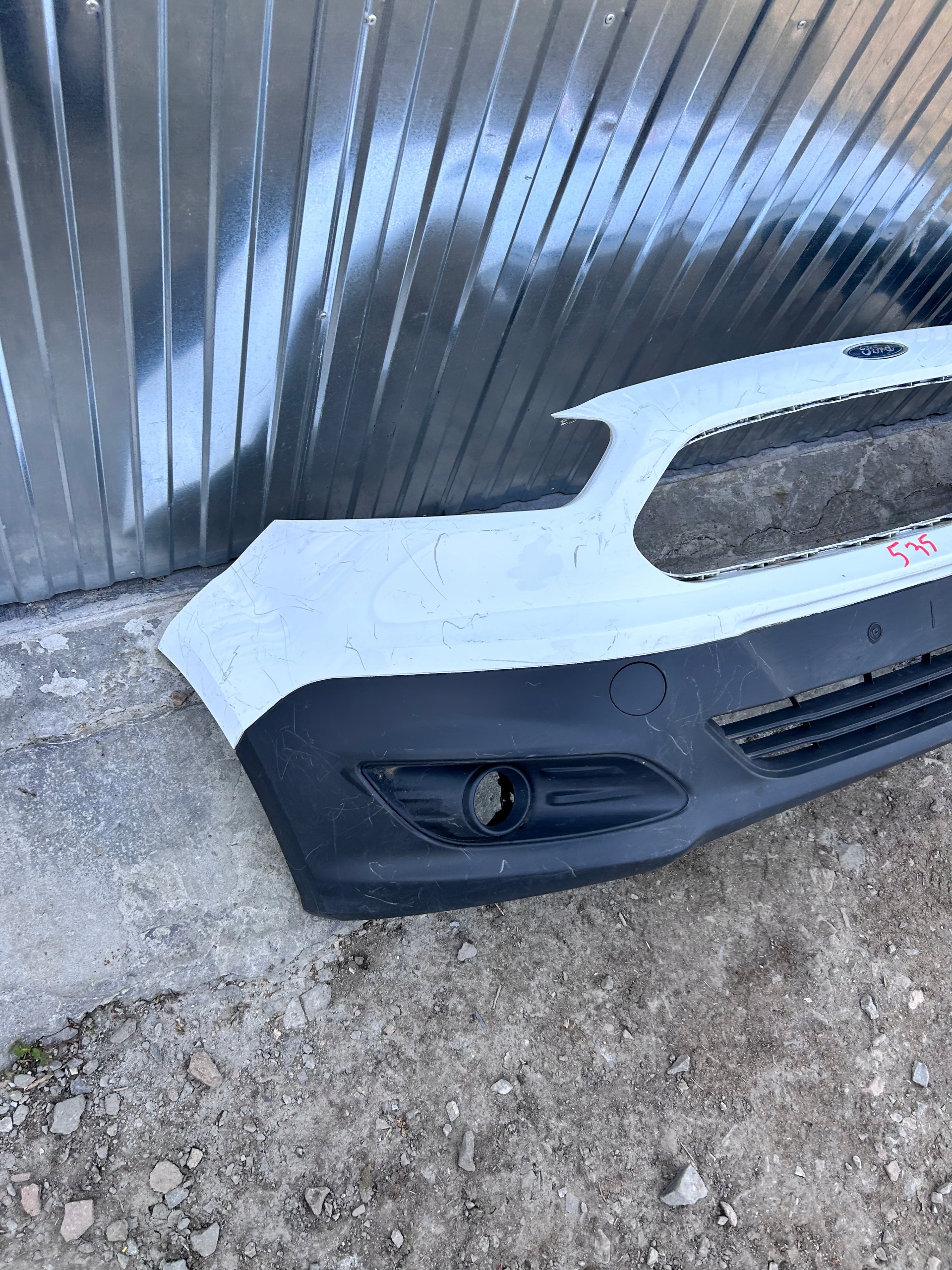 front bumper TRANSIT CONNECT NR.535