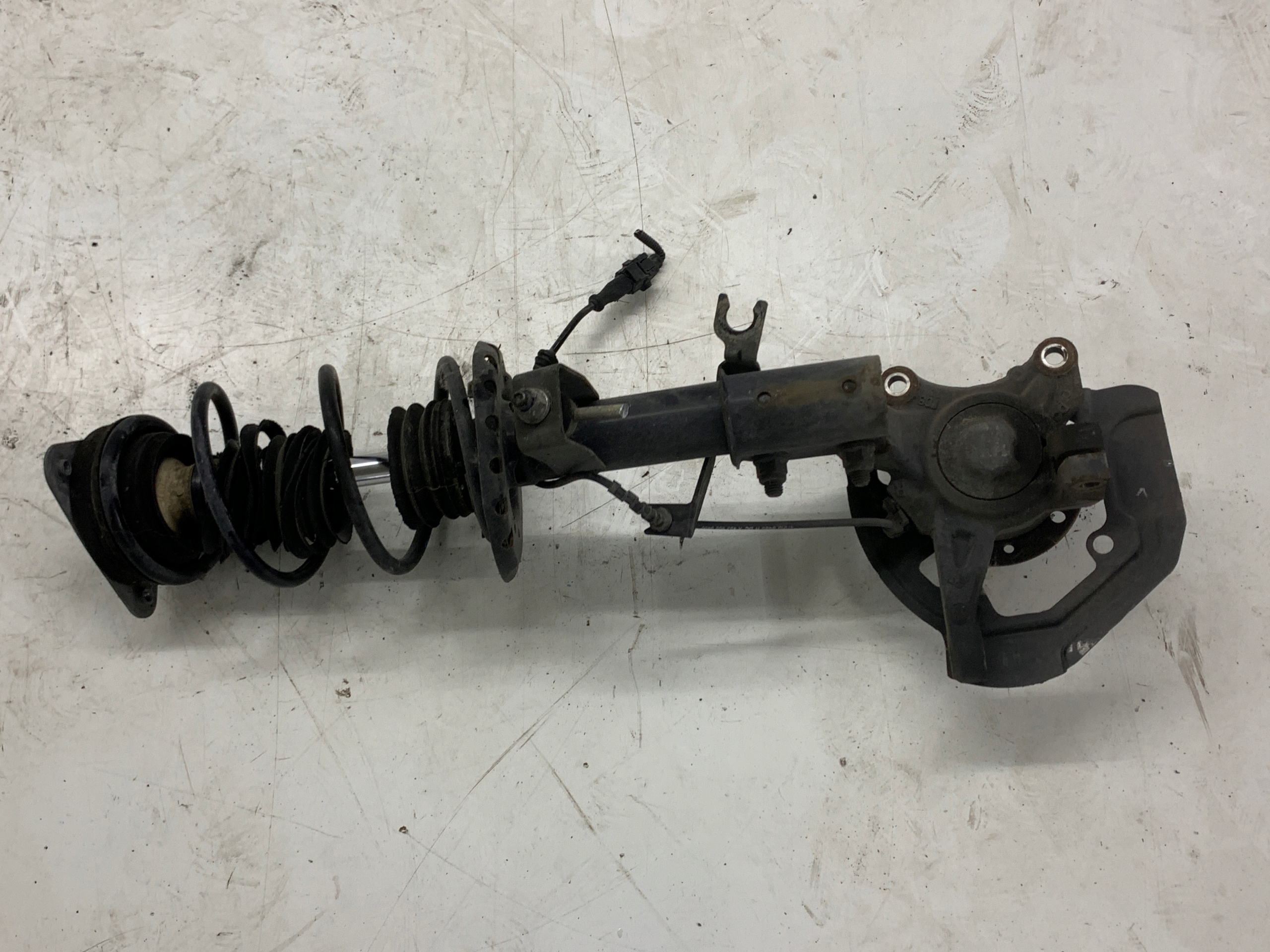 McPherson swing right front RENAULT TWINGO III (14-18) 1.0 SCE
