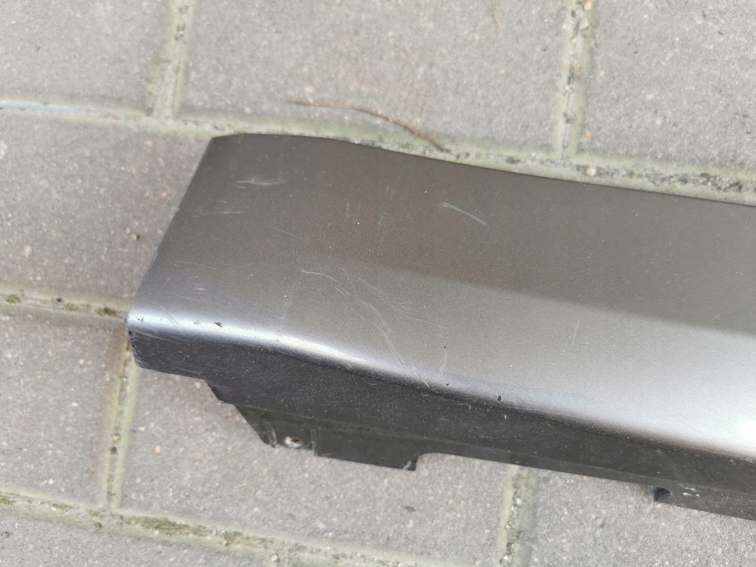 moulding threshold left BMW SERIA 5 G30 BLUESTONE 17