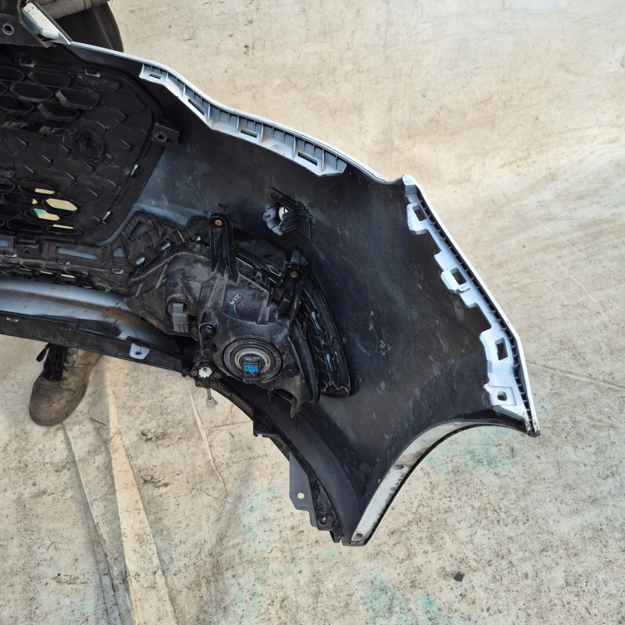HYUNDAI I20 II 2 14- bumper front front grill grid 86511-C8000