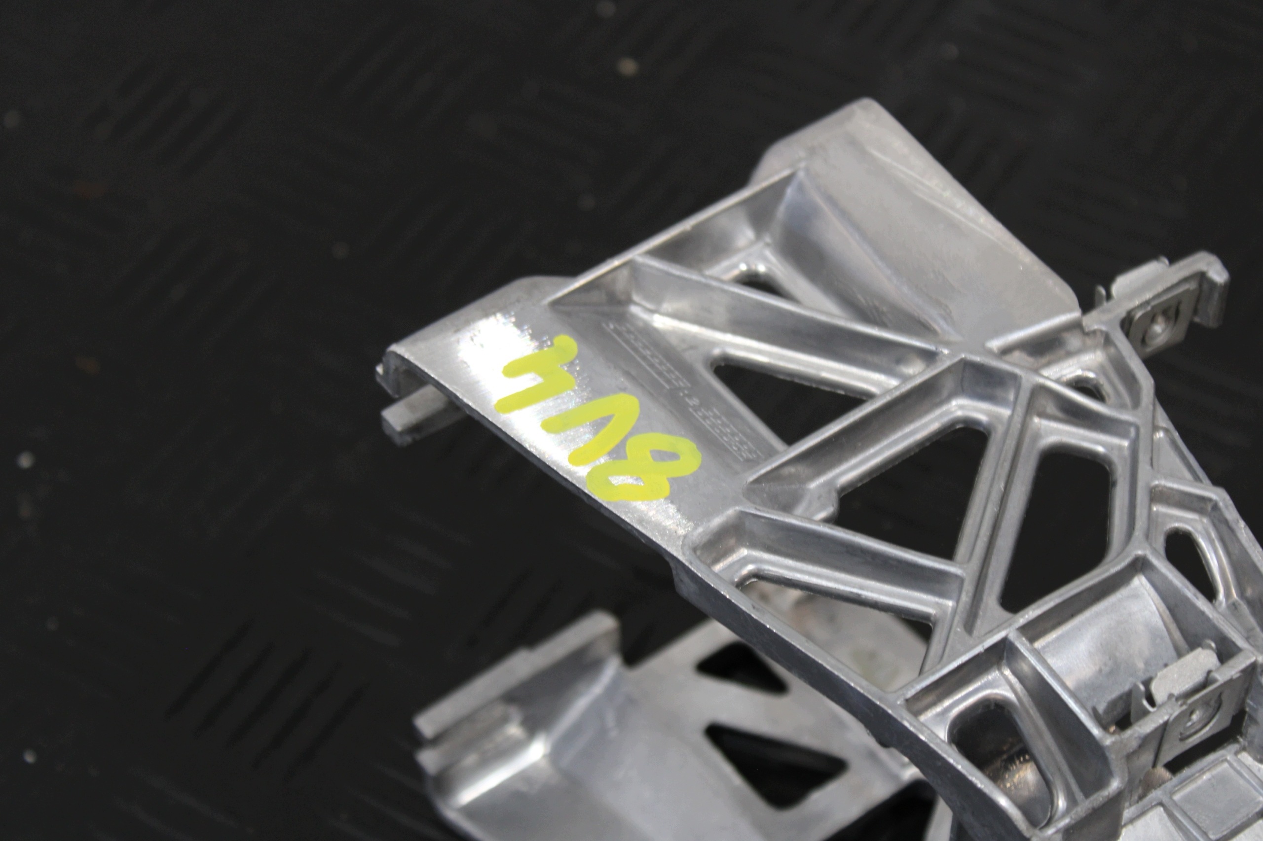 Armlehne AUDI A3 8V0 8V4 2013