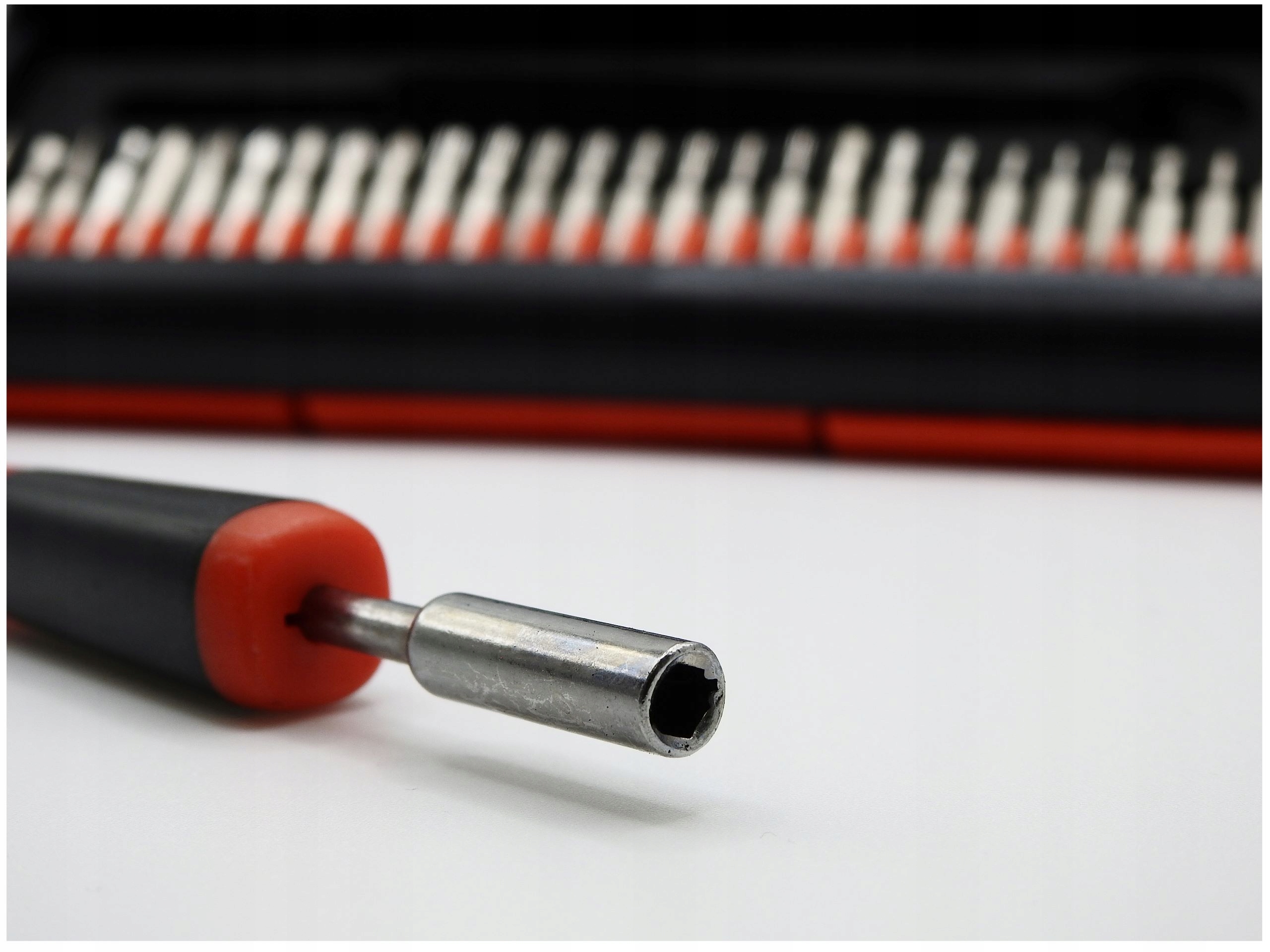 WURTH Wkrętaki Precyzyjne Zestaw 29 elementów w Praktycznym Etui Model 06134895