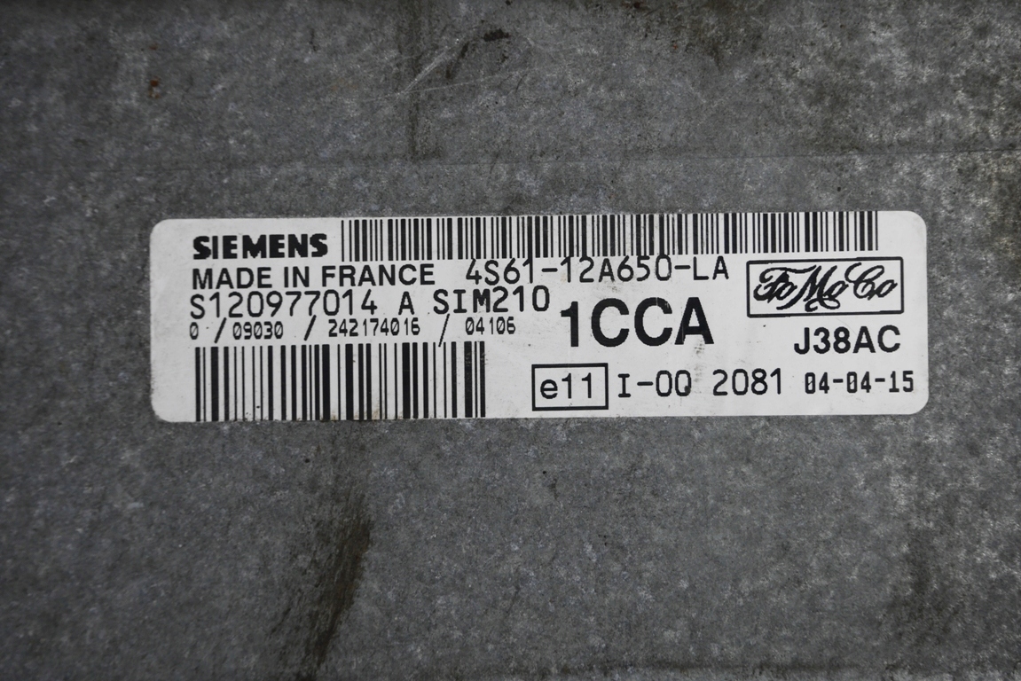 FORD FUSION 4S61-12A650-LA ECU computer