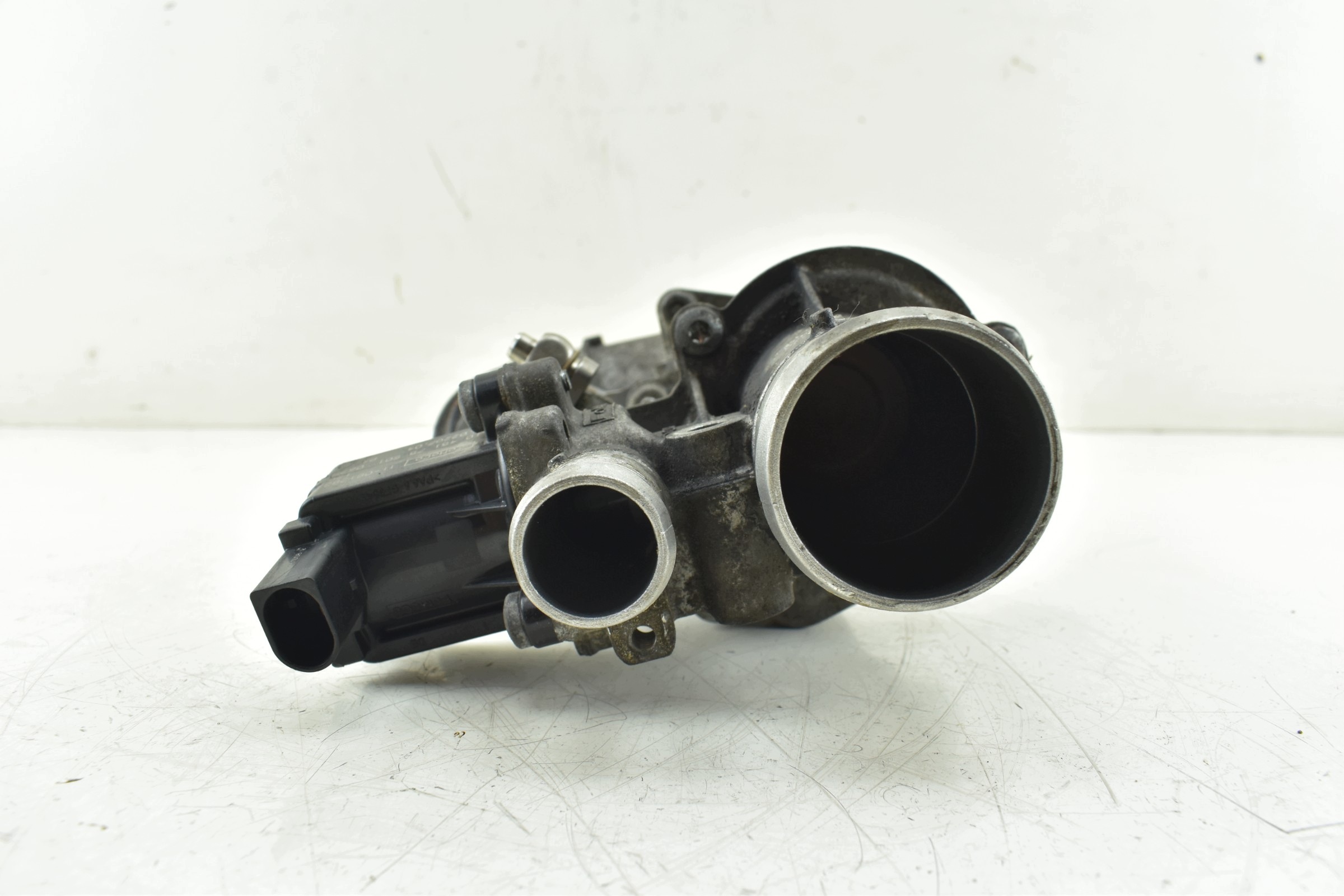 egr ventil JAGUAR XF a 3.0 D V6 1043806S01
