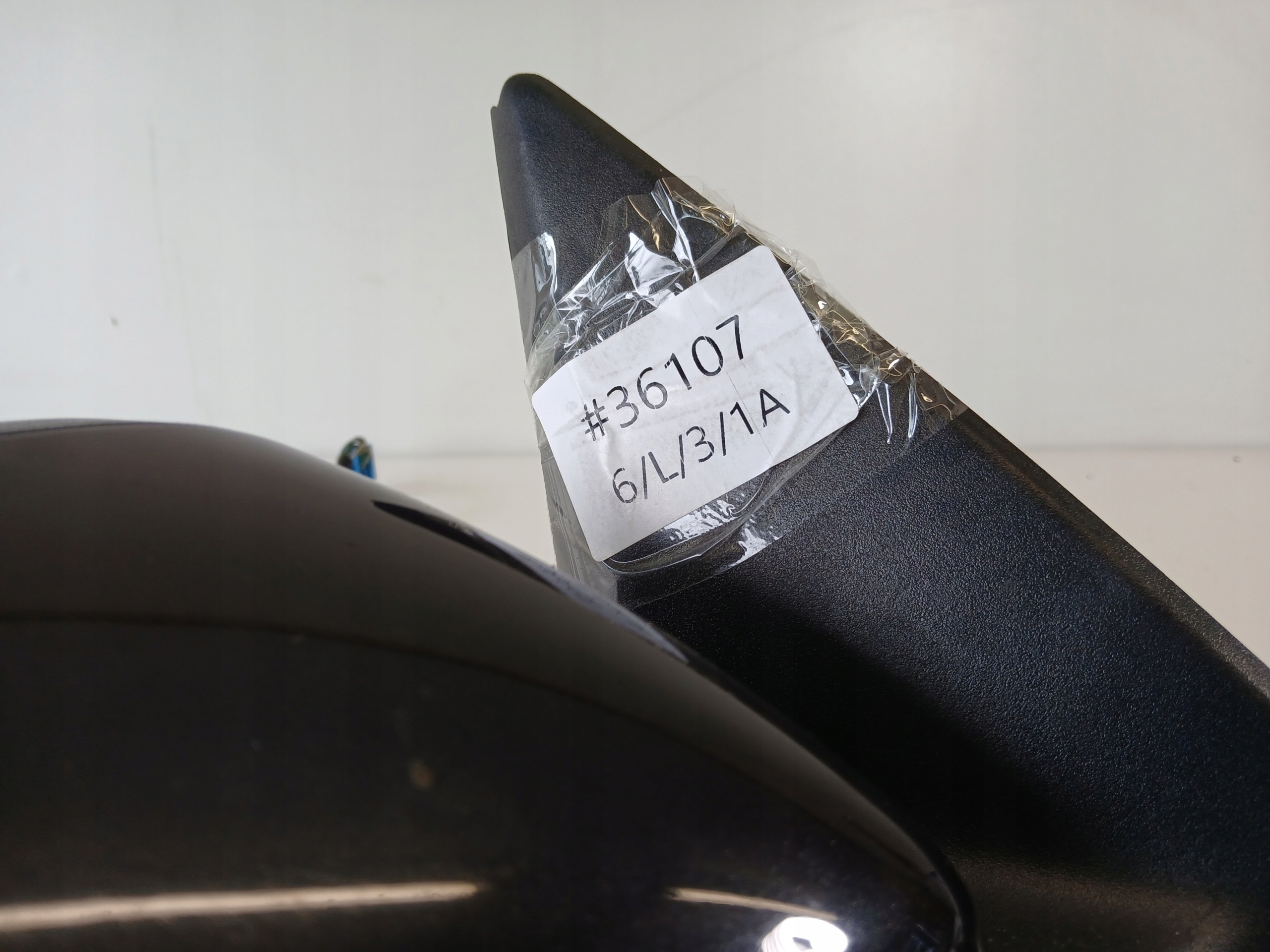 VOLVO V50 mirror right 452-46 6 PIN