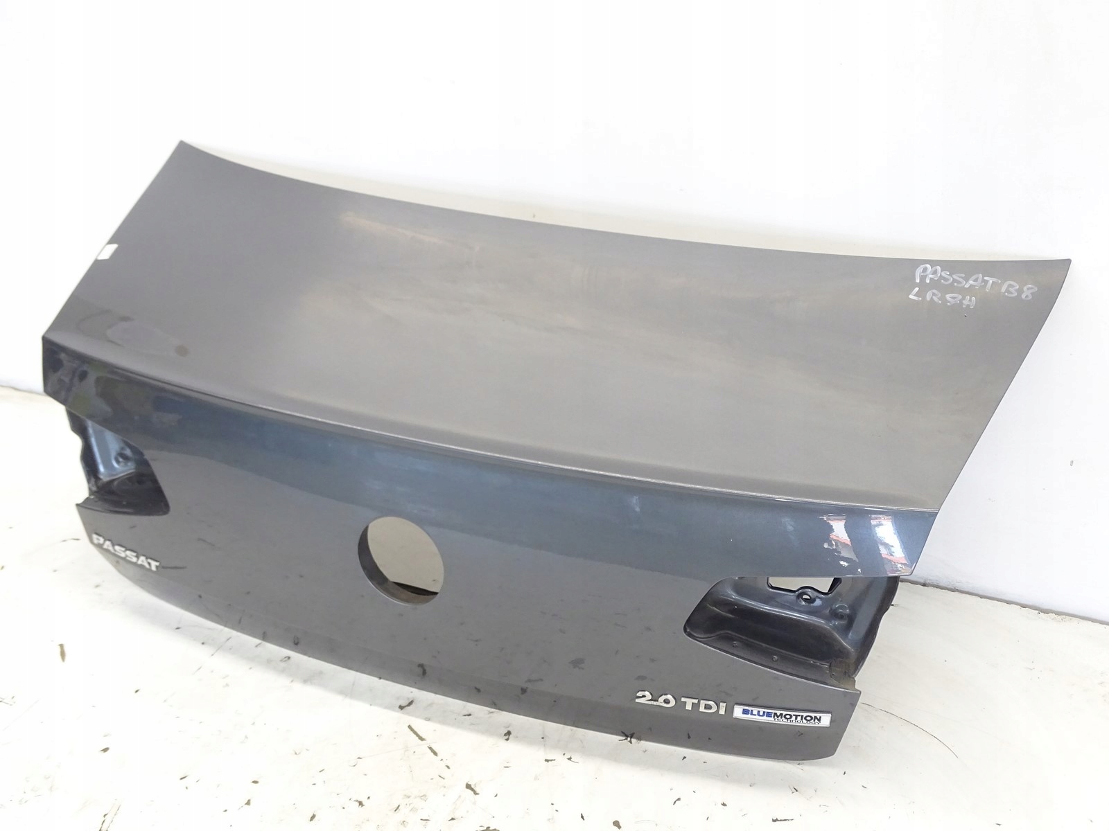 trunk door boot rear part rear VW PASSAT B8 sedan LR7H