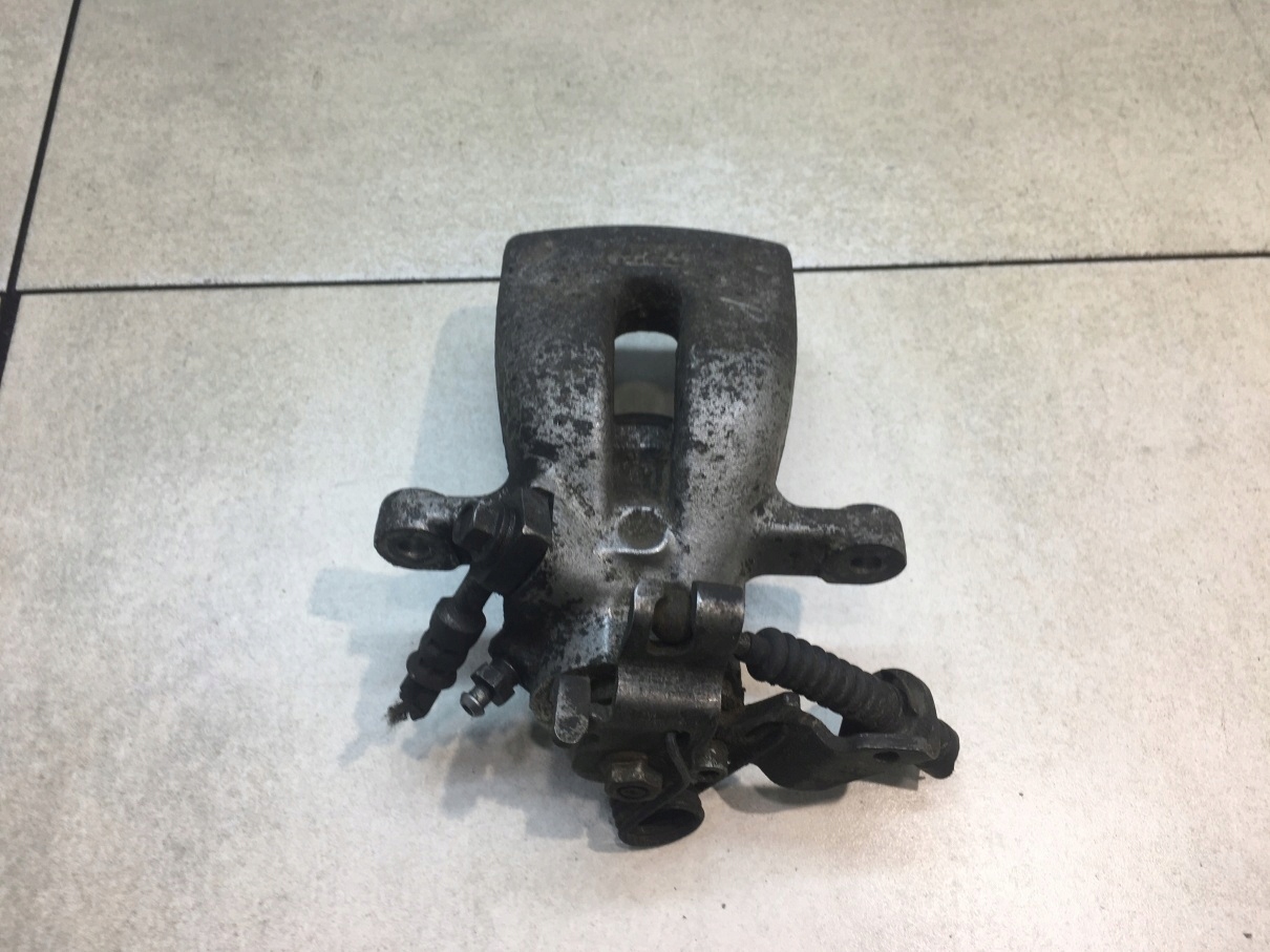 caliper brake right rear part OPEL ASTRA H 1.9 CDTI