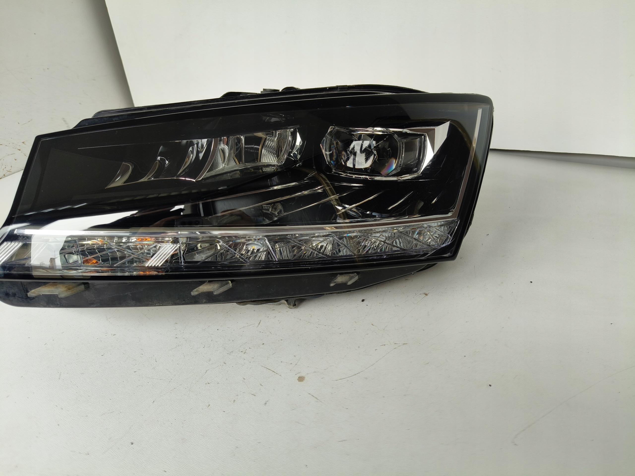 light left REFLEKTOR SKODA FABIA III 3 6V 6V0 18- LIFT FULL LED
