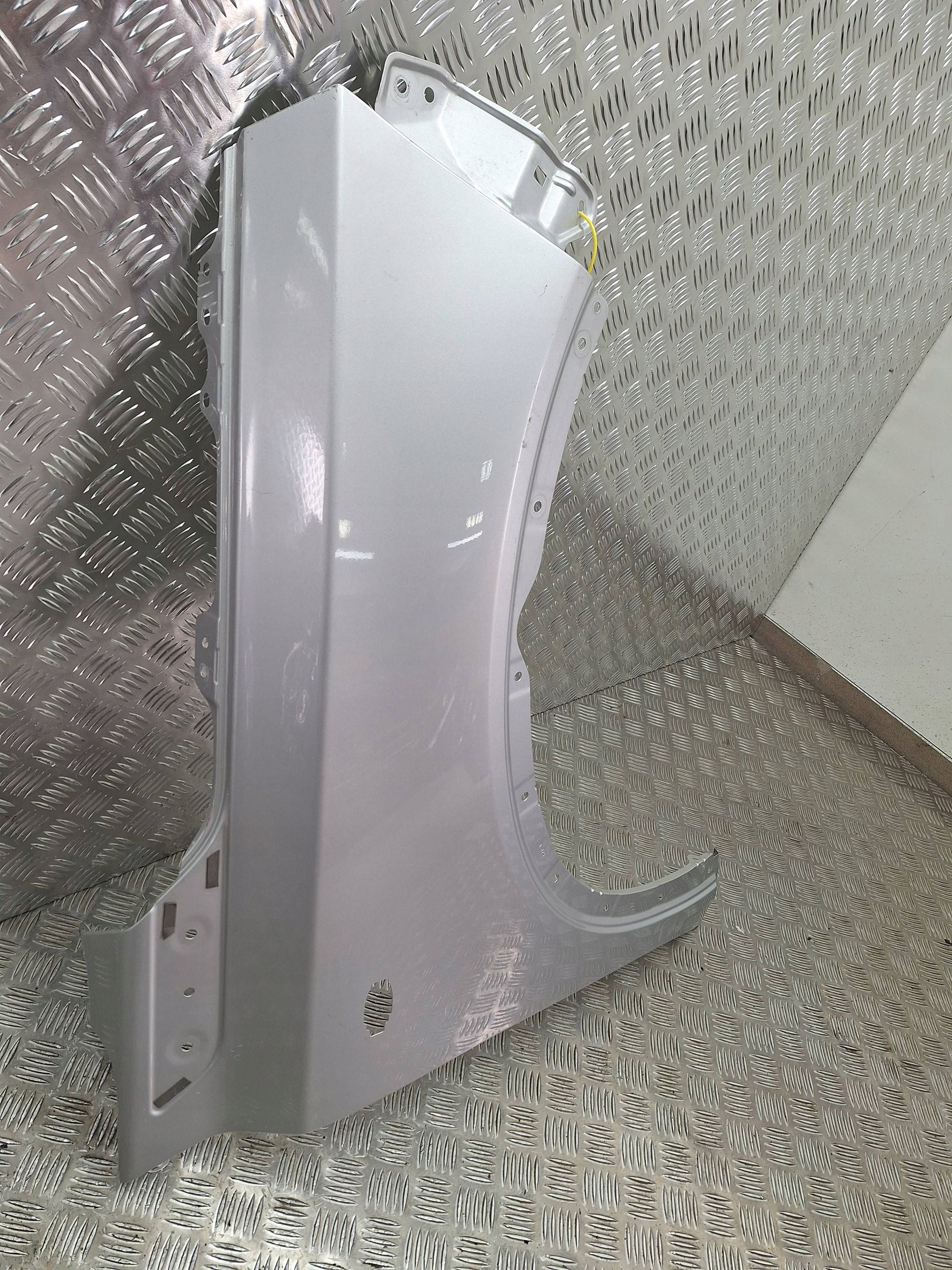fender right front SUZUKI VITARA II 15