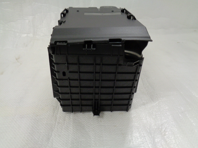 CITROEN C3 III AIRCROSS CACTUS OSŁONA PODSTAWA ODUDOWA AKUMULATORA KOMPLET Numer katalogowy części 9823055280 98 23 05 52 80 9801801880 98 01 80 18 80