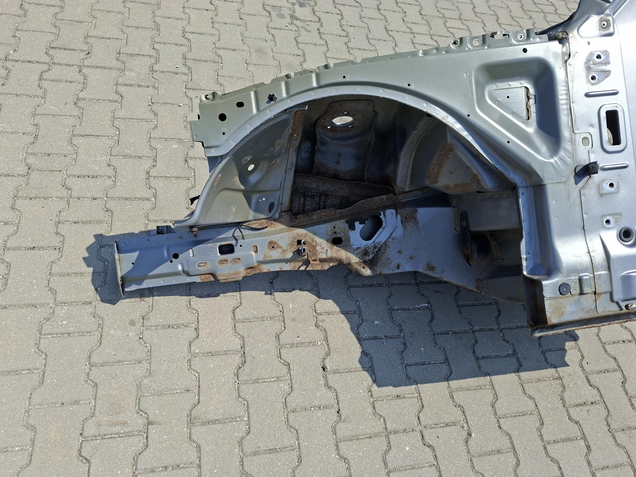 quarter left front left quarter CHRYSLER 300C II LANCIA THEMA