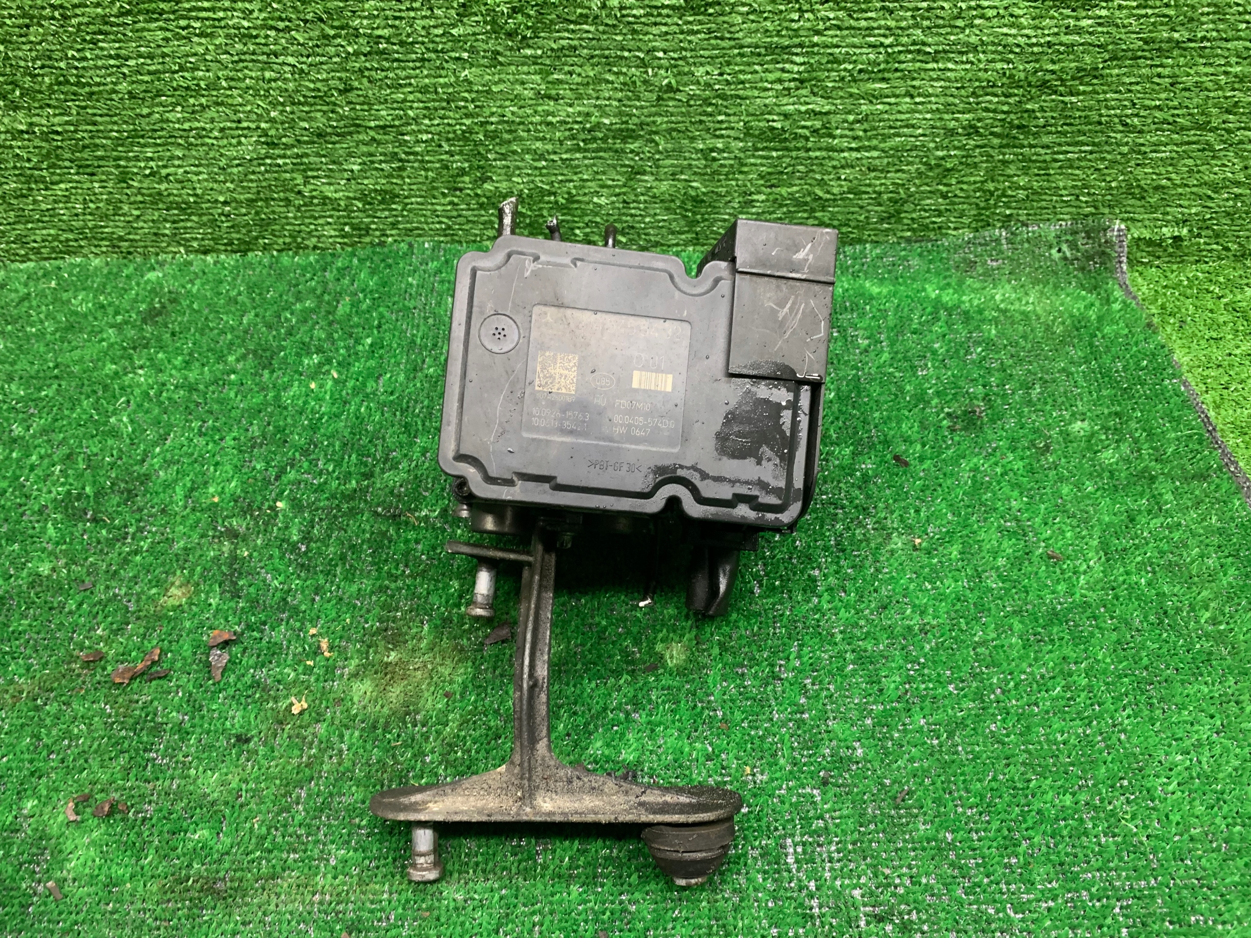 POMPA HAMULCOWA ABS MERCEDES W204 A2045455432 A2044310712
