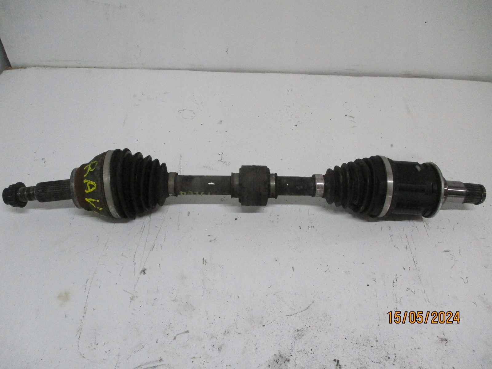 semi-axis left TOYOTA RAV 4 2,5HYB DA76L front front