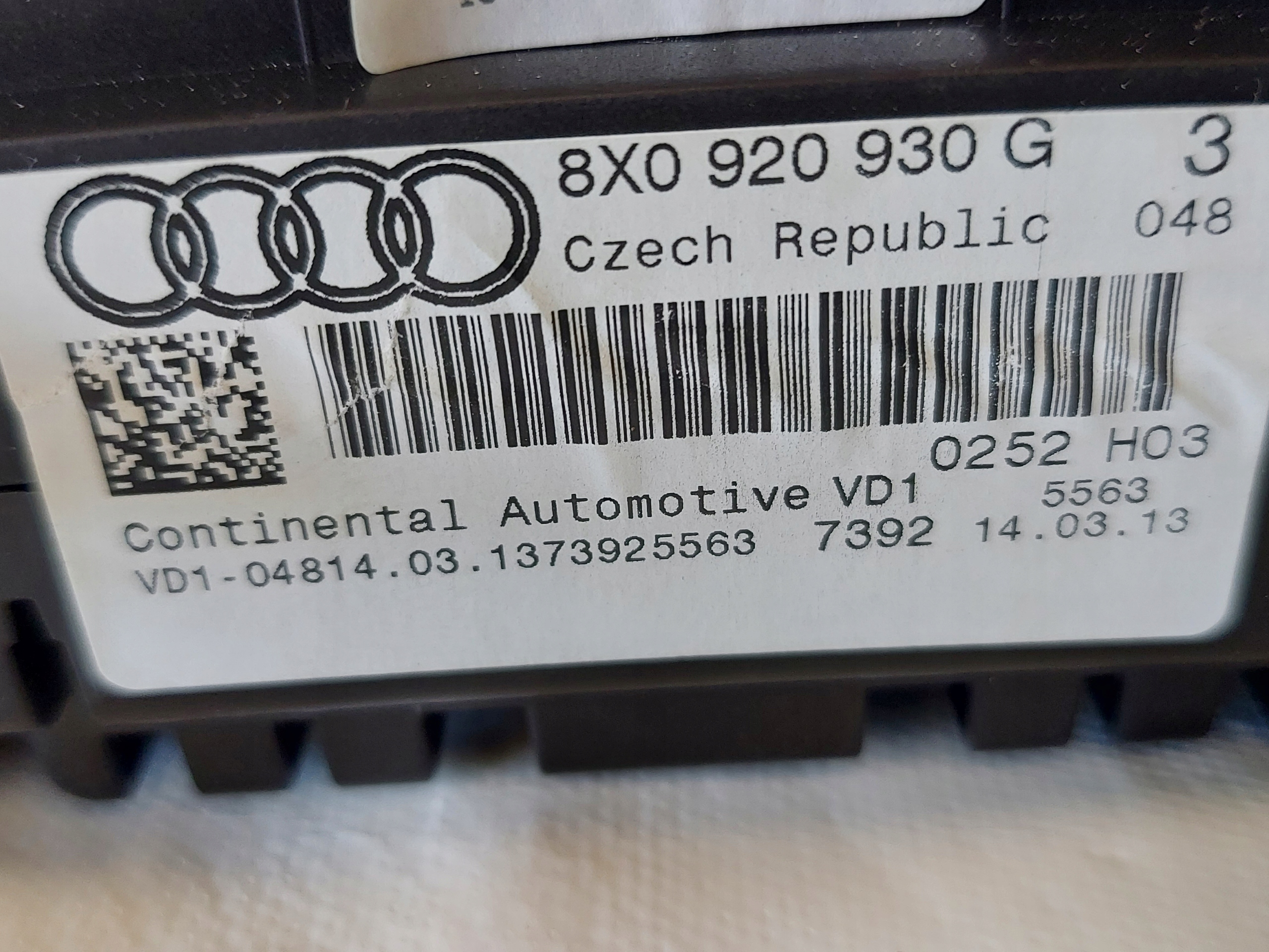 dials clock AUDI A1 1.2 TSI 8X 2013r 8X0920930G