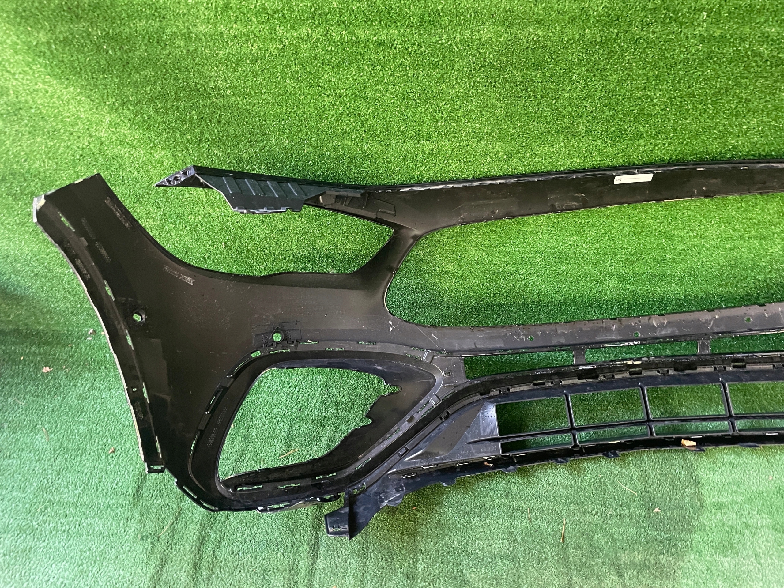 Mercedes GLA 247 45 AMG lift bumper front front