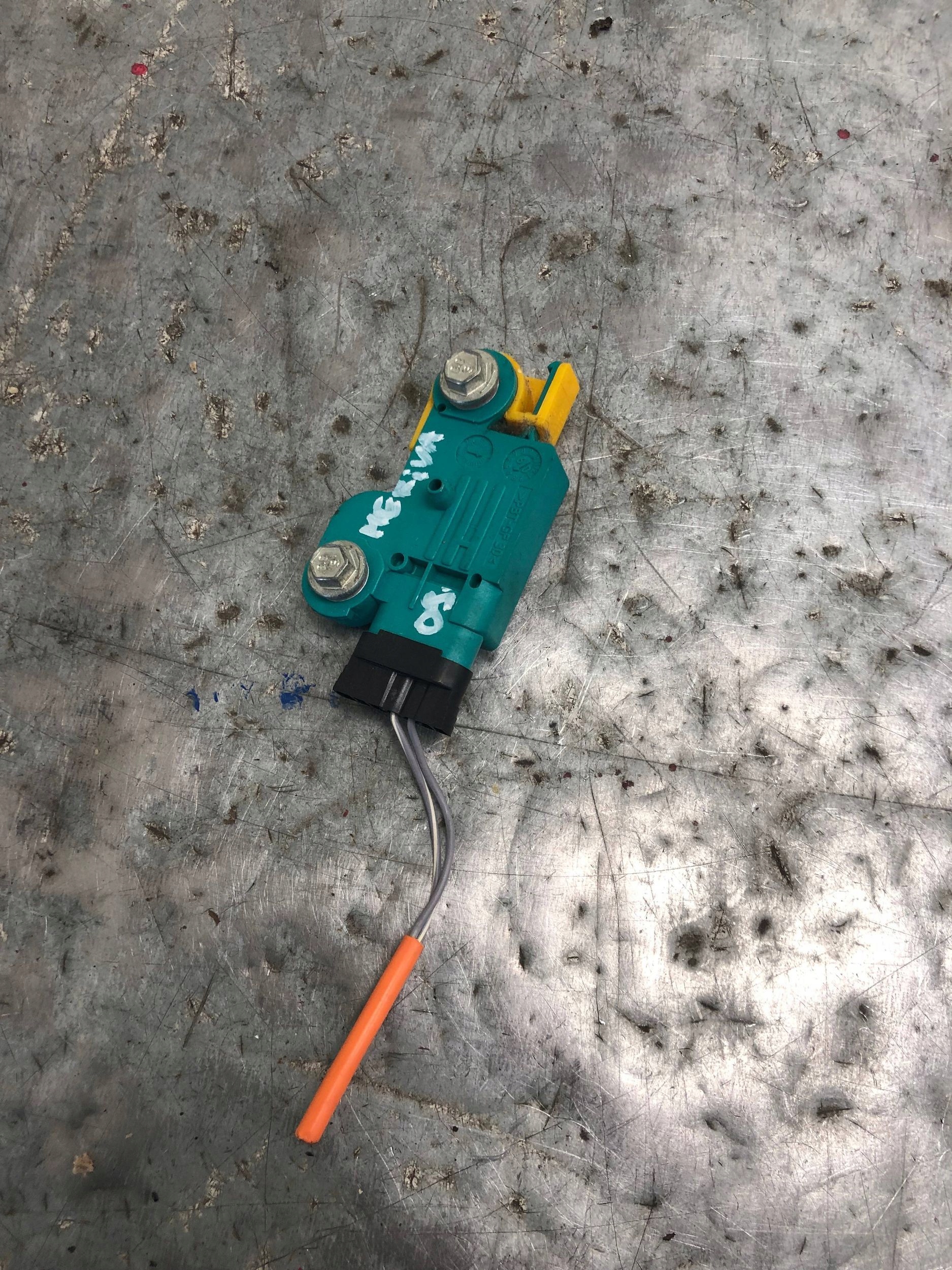 Crashsensor Drucksensor OPEL MERIVA A LIFT 13271690