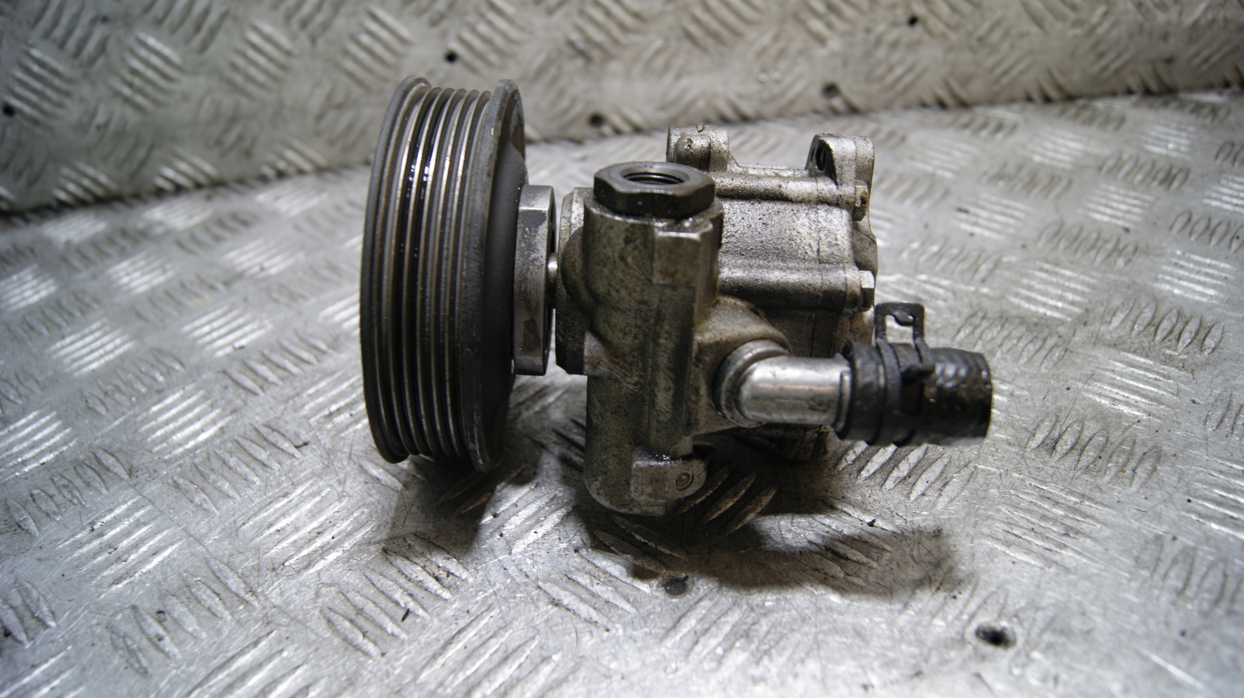 Pompa servosterzo AUDI A3 8L GOLF 4 SEAT LEON