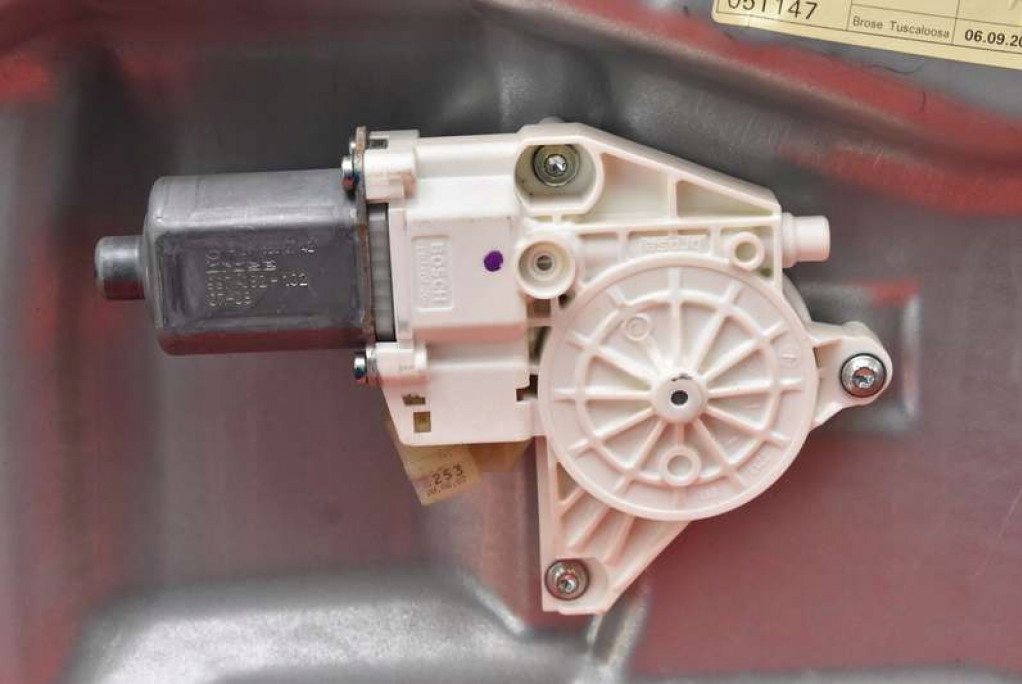 window regulator left front EU 980785112 MERCEDES ML W164 05-08