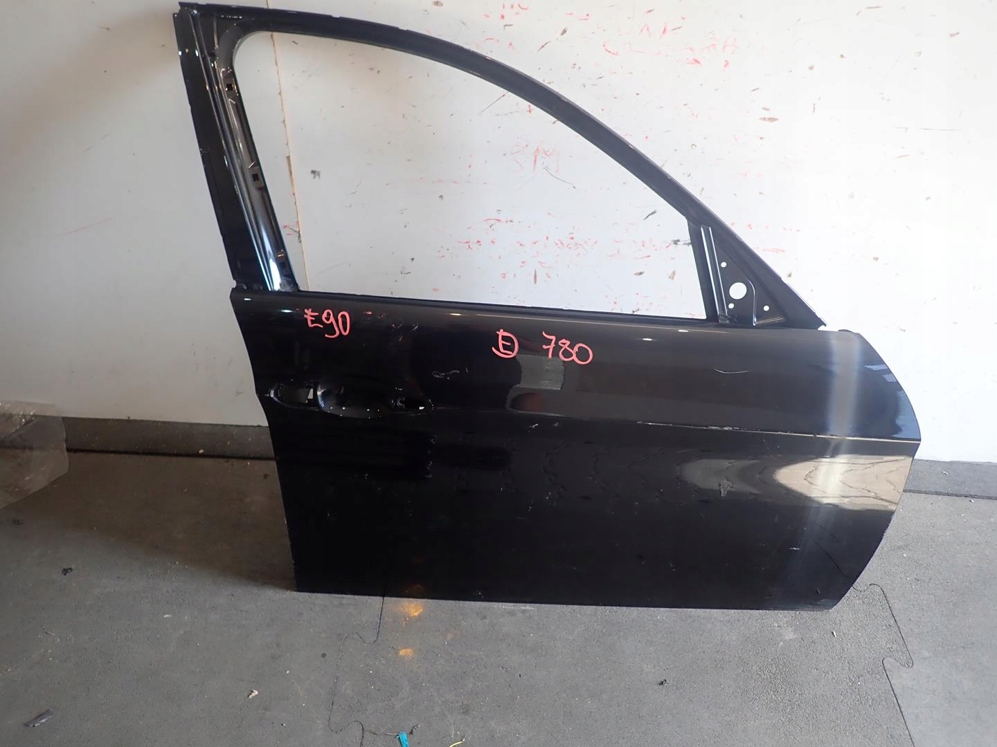dveře předek přední pravé BMW 3 E90 E91 2004-2011