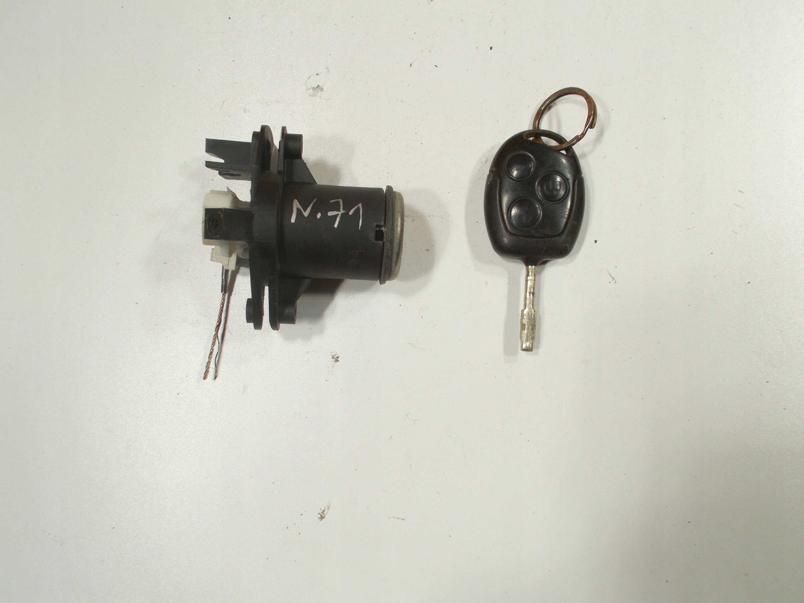 lock boot lock cylinder key FORD FIESTA MK5 original
