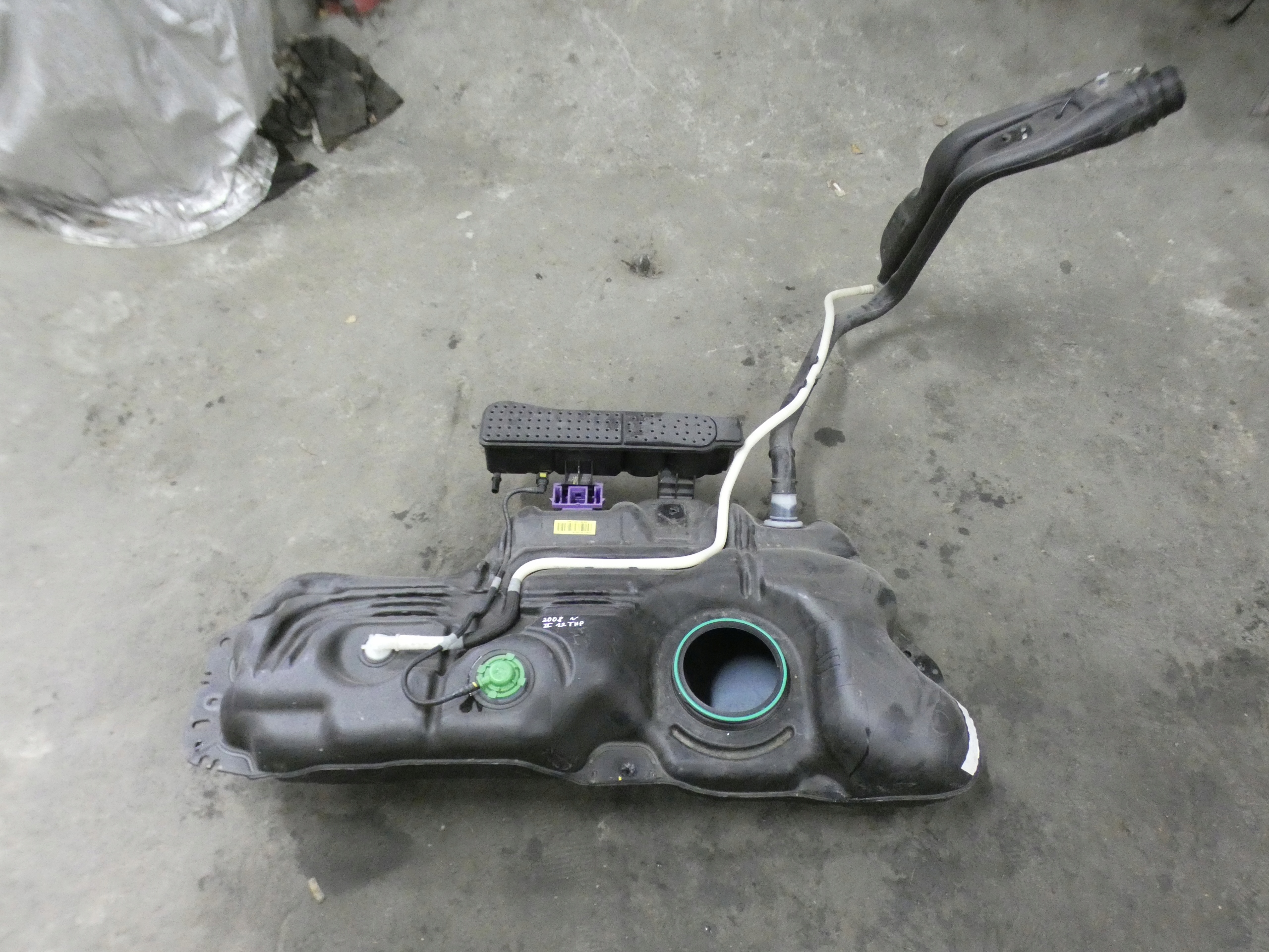 tank 1.2THP PEUGEOT 2008 II 9826626280