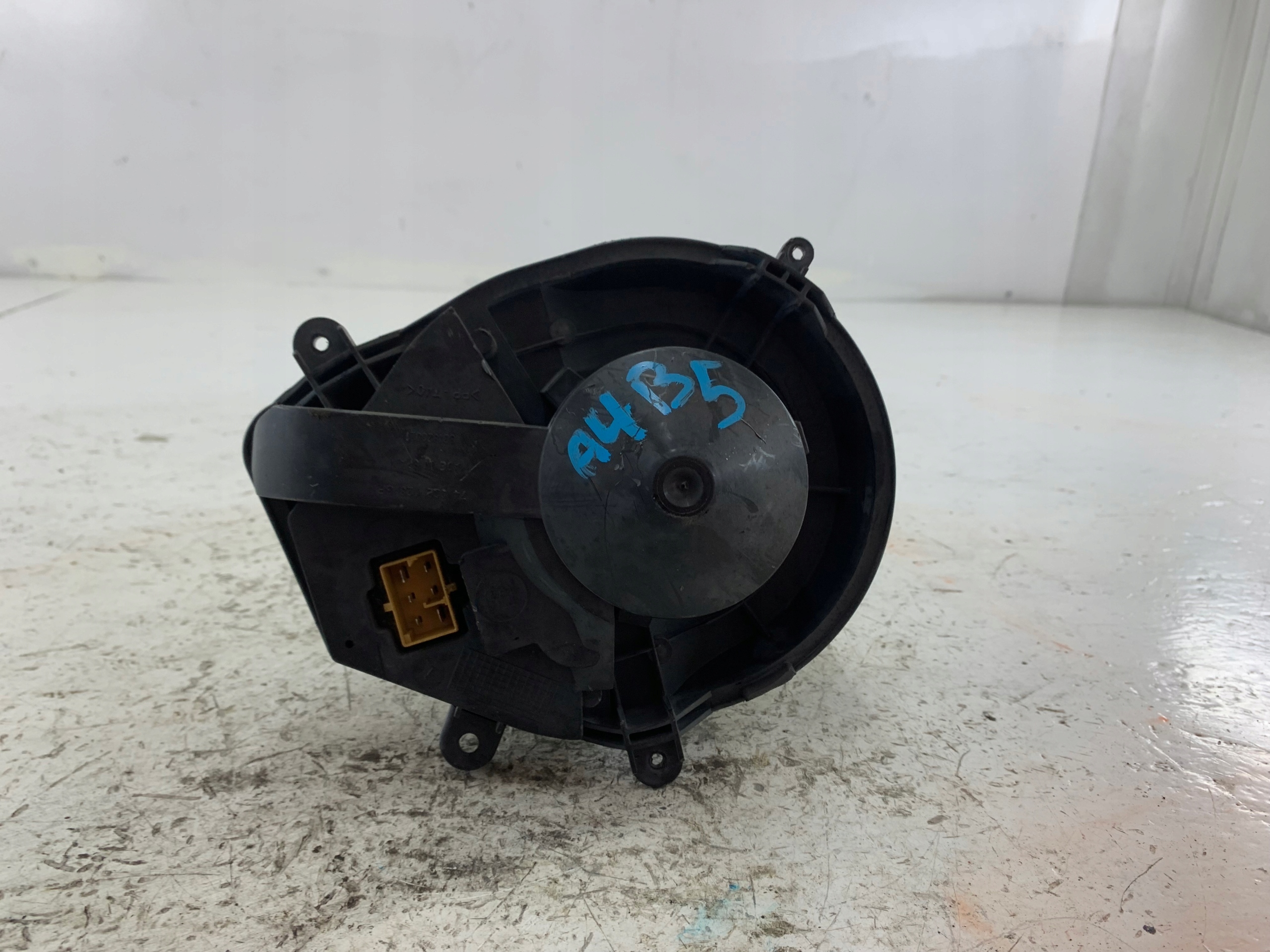 VW PASSAT B5 LIFT heating air conditioning devices 8D1820021 740221233F