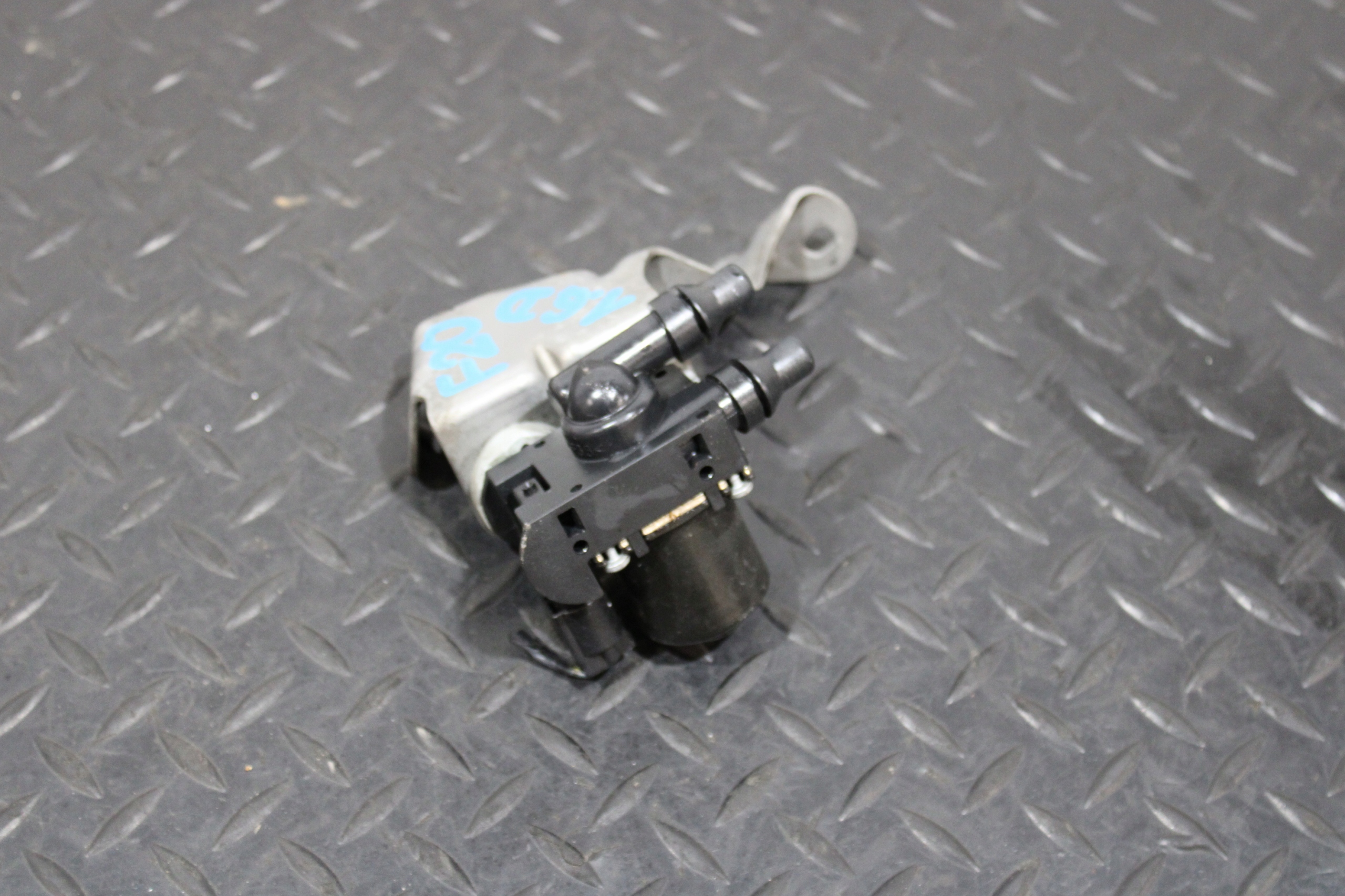 pumpa ventil vode BMW 1 F20 F21