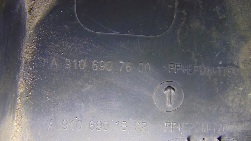 moulding cap A9106907600 MERCEDES SPRINTER W907 W910 18-25R