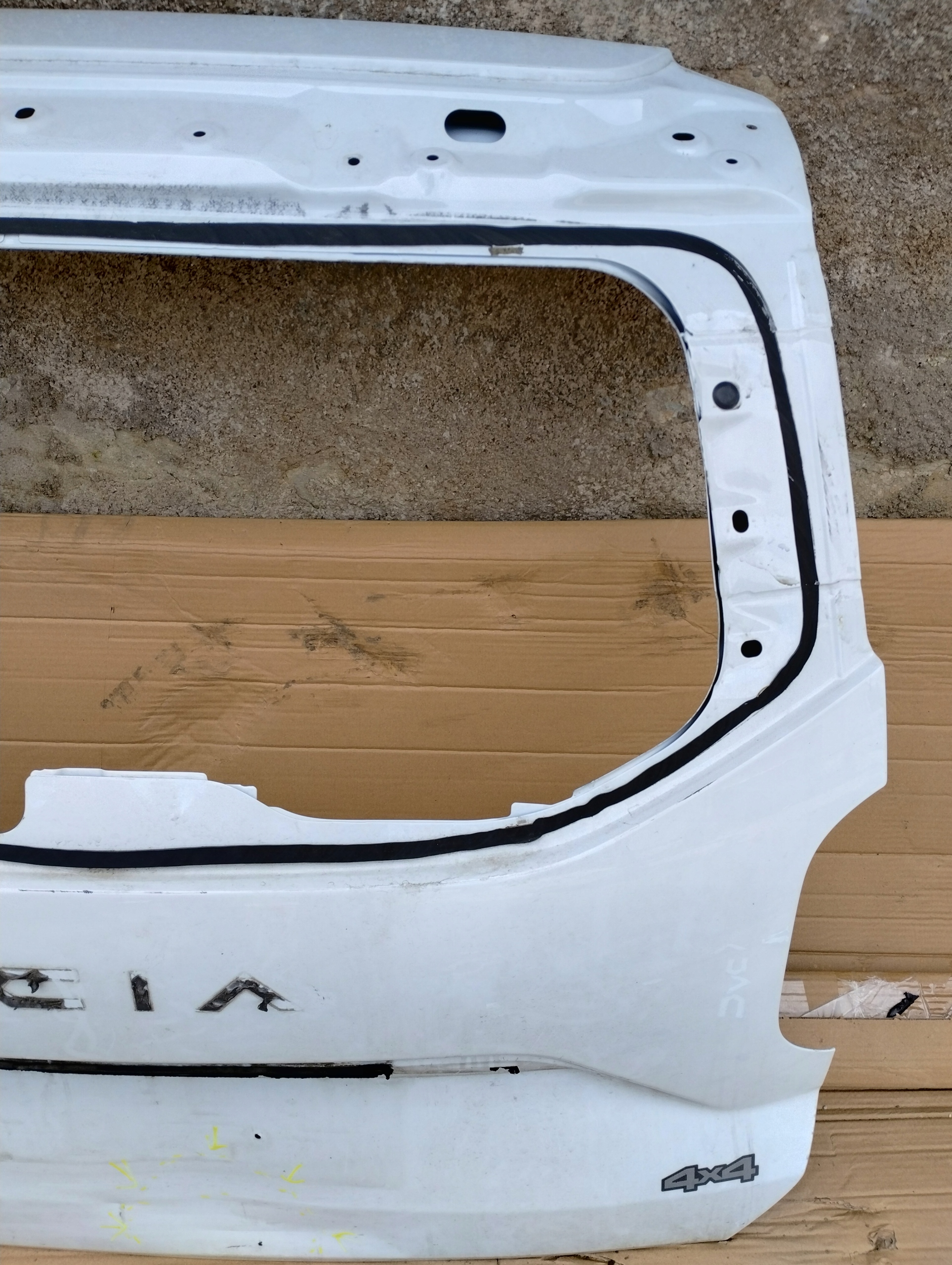 boot door DACIA DUSTER II LIFT 2023