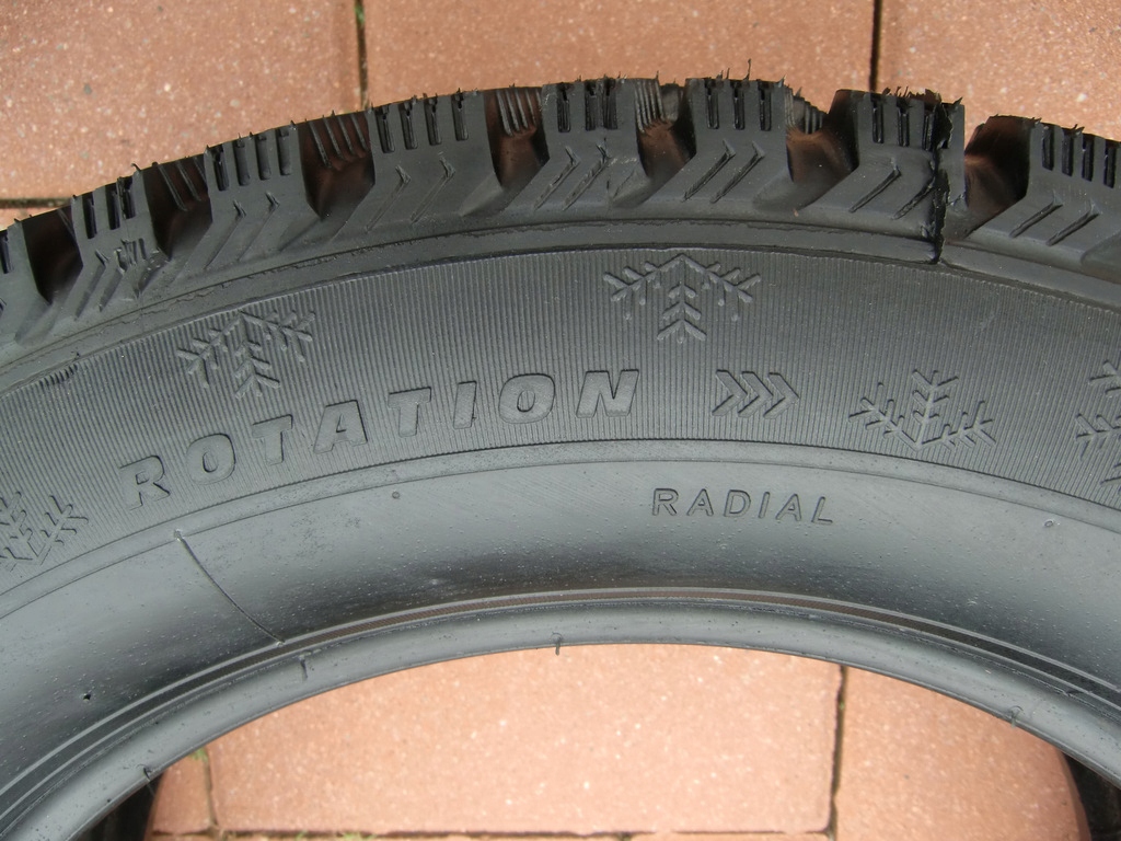 OPONY ZIMOWE 205/60R16 PARA 2 sztuki Profil opony 60