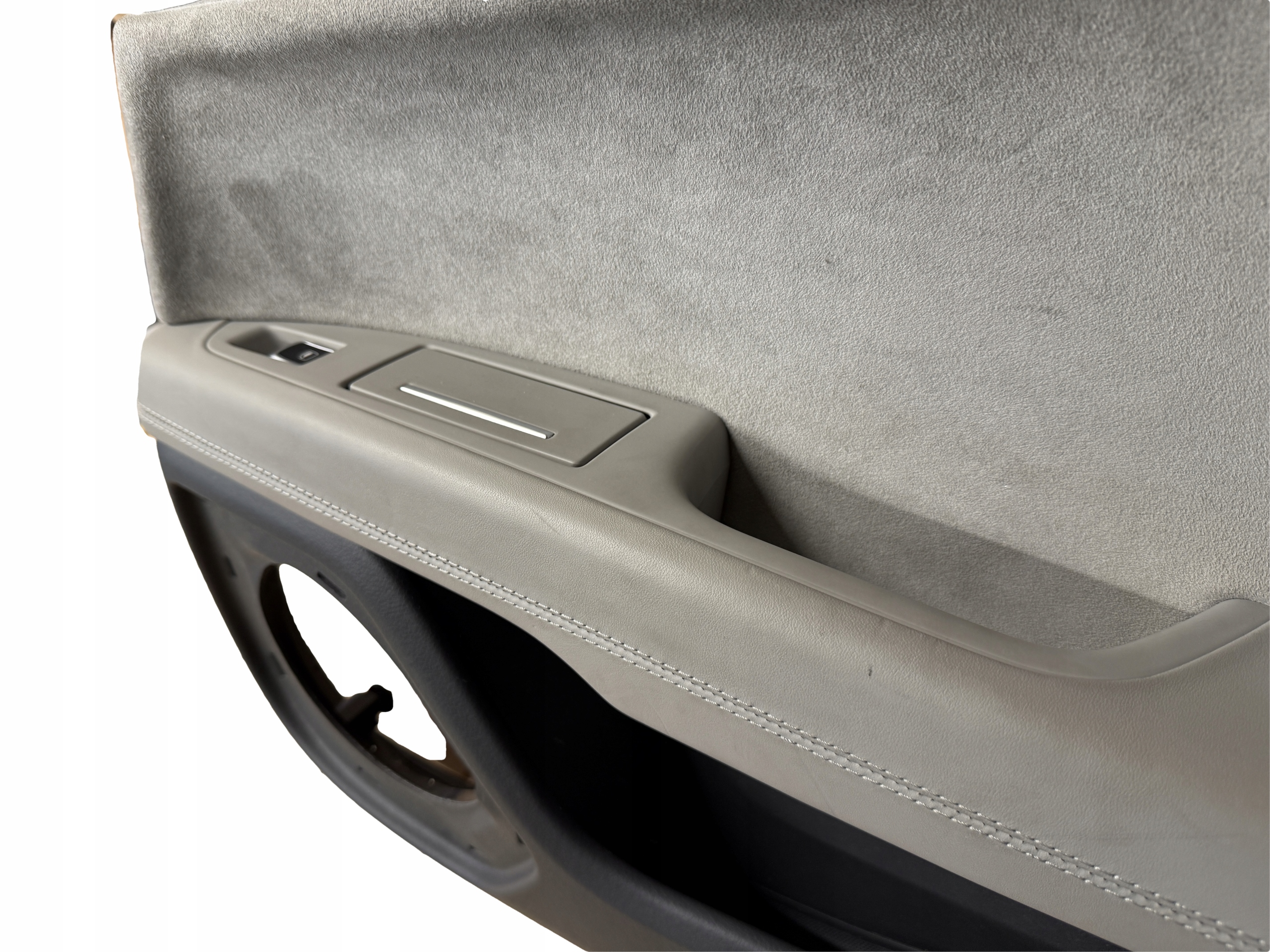 AUDI A7 4G side door right rear part leather
