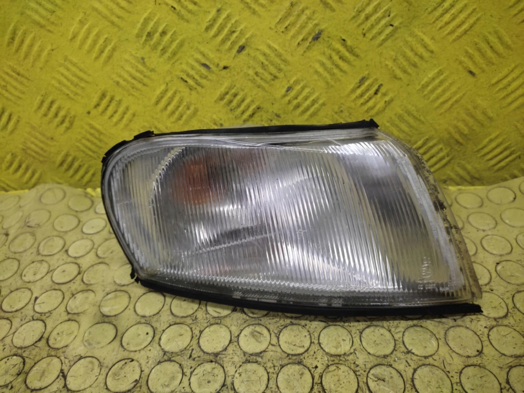 OPEL VECTRA B indicator right front 183403B
