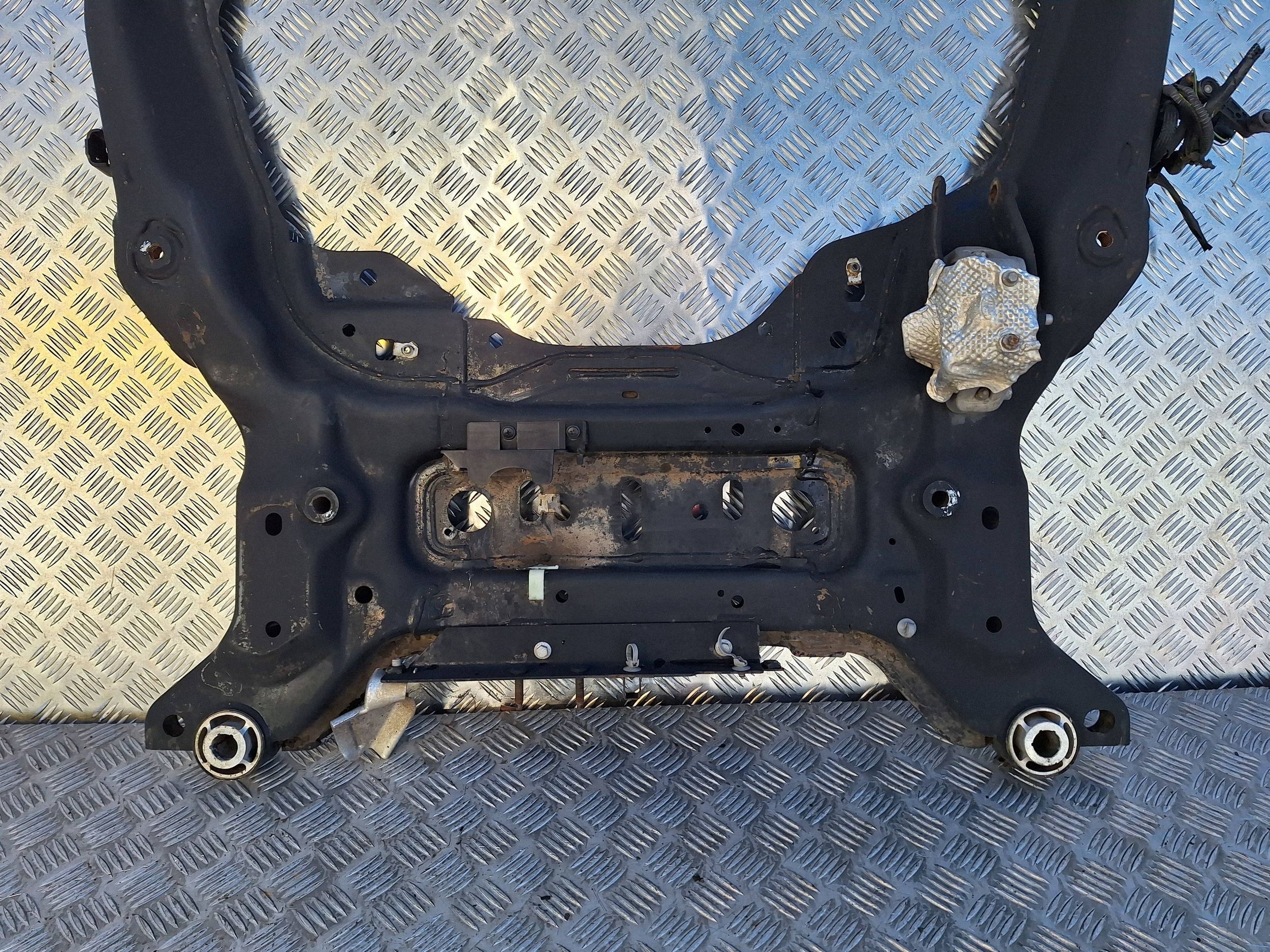 axle beam axle beam front subframe LAND ROVER DISCOVERY SPORT L550 14- HK72-5000-A