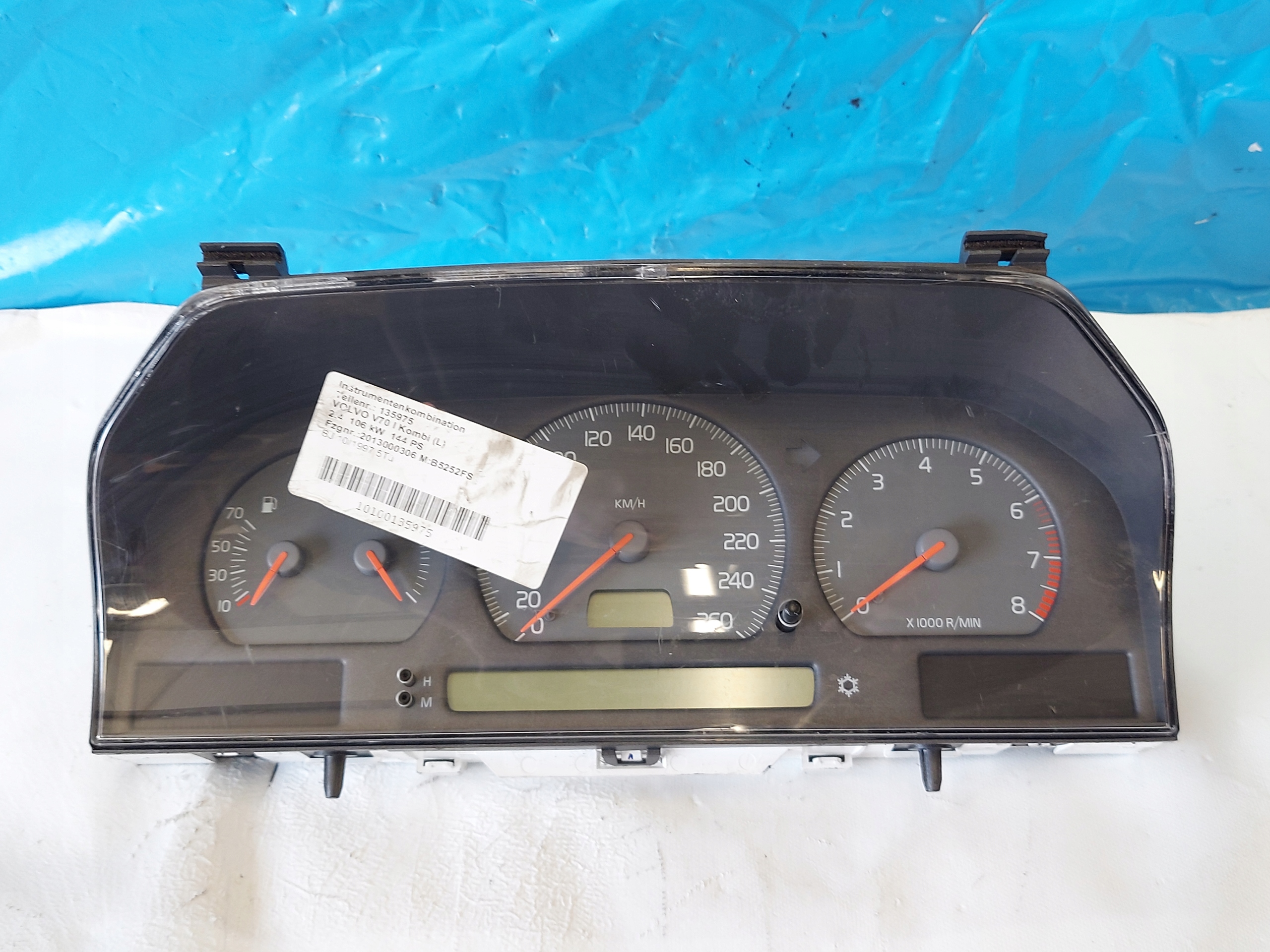 dials clock VOLVO V70 and 2.4 B 9148926