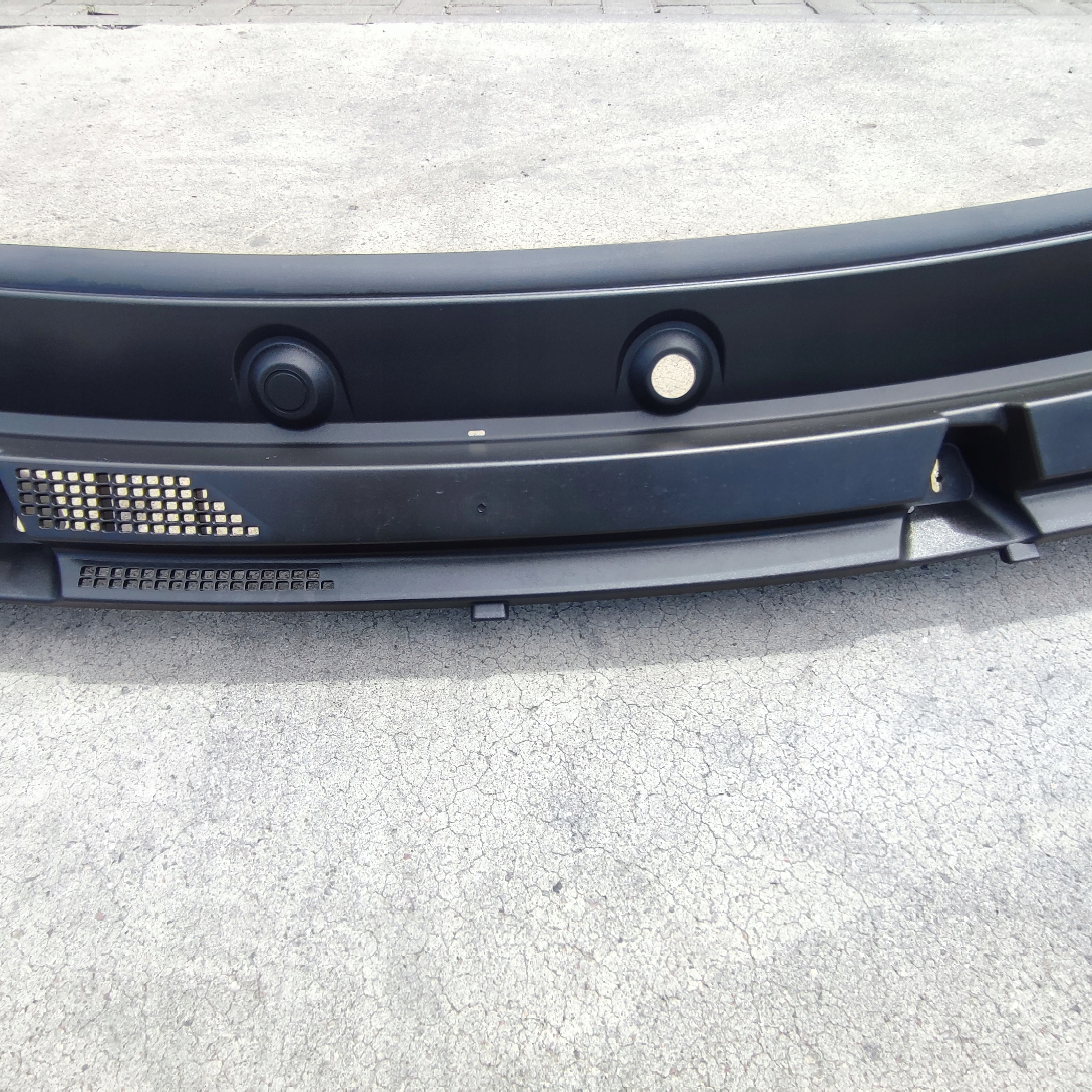 PODSZYBIE GÓRNE RENAULT MASTER IV 666112187R 666118656R Producent części Renault