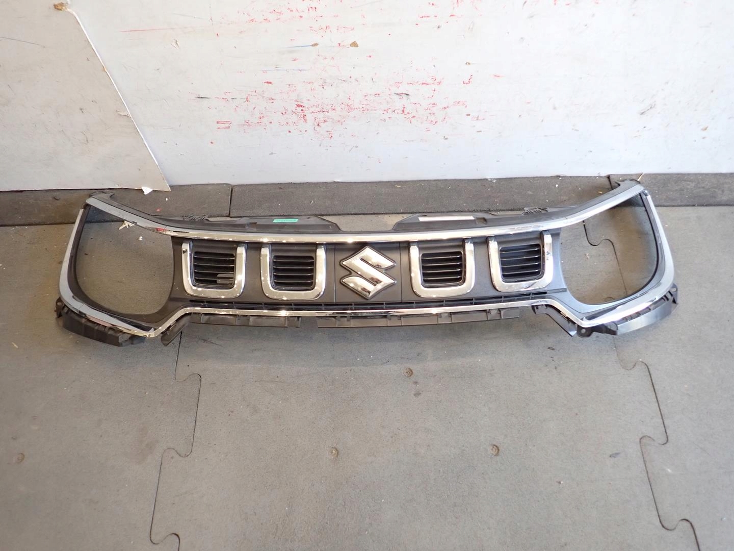 Grill SUZUKI IGNIS III LIFT 2020- 72111-7380