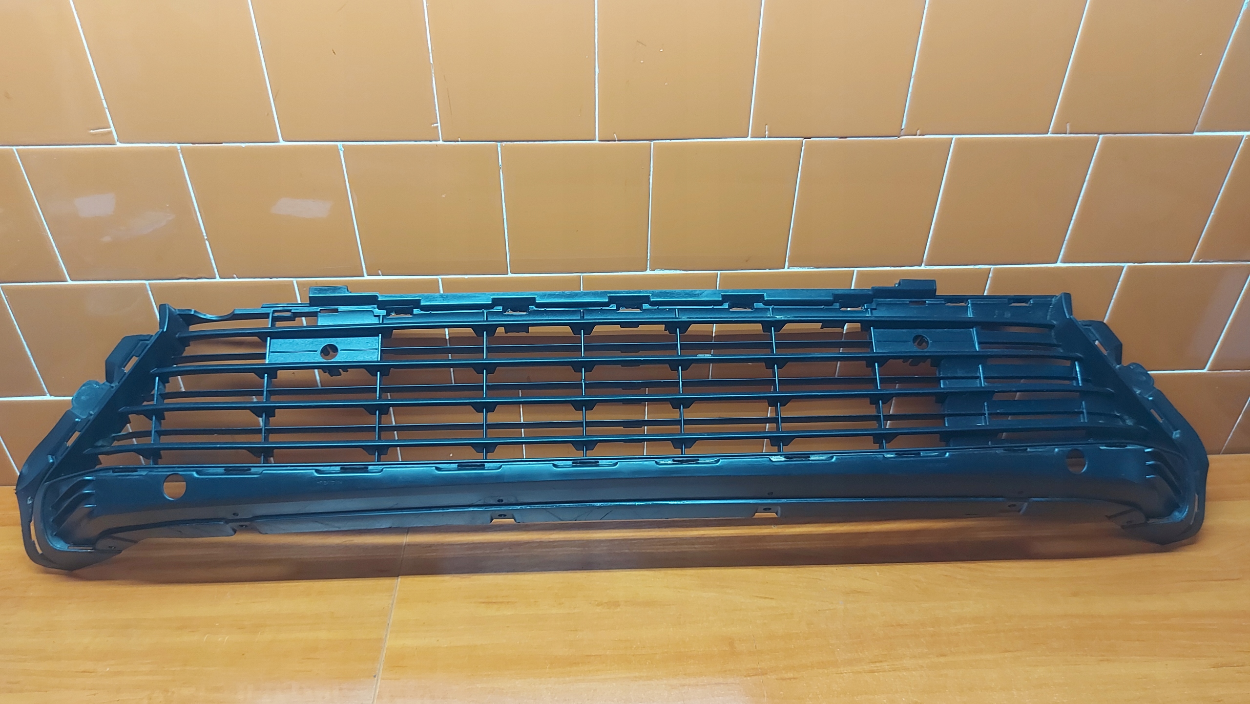 grid of a bumper central front front TOYOTA PROACE CITY OPEL COMBO E 18