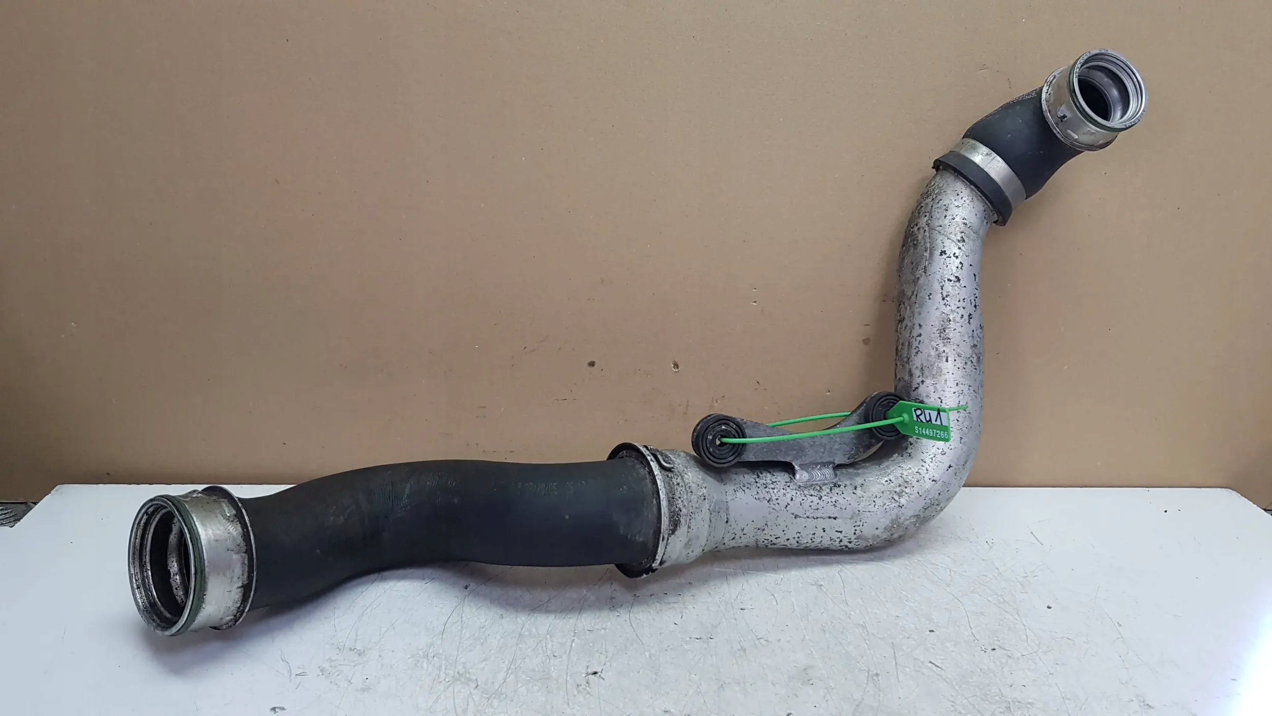 pipe of the intercooler 1K0145828B VW 2.0 TFSI