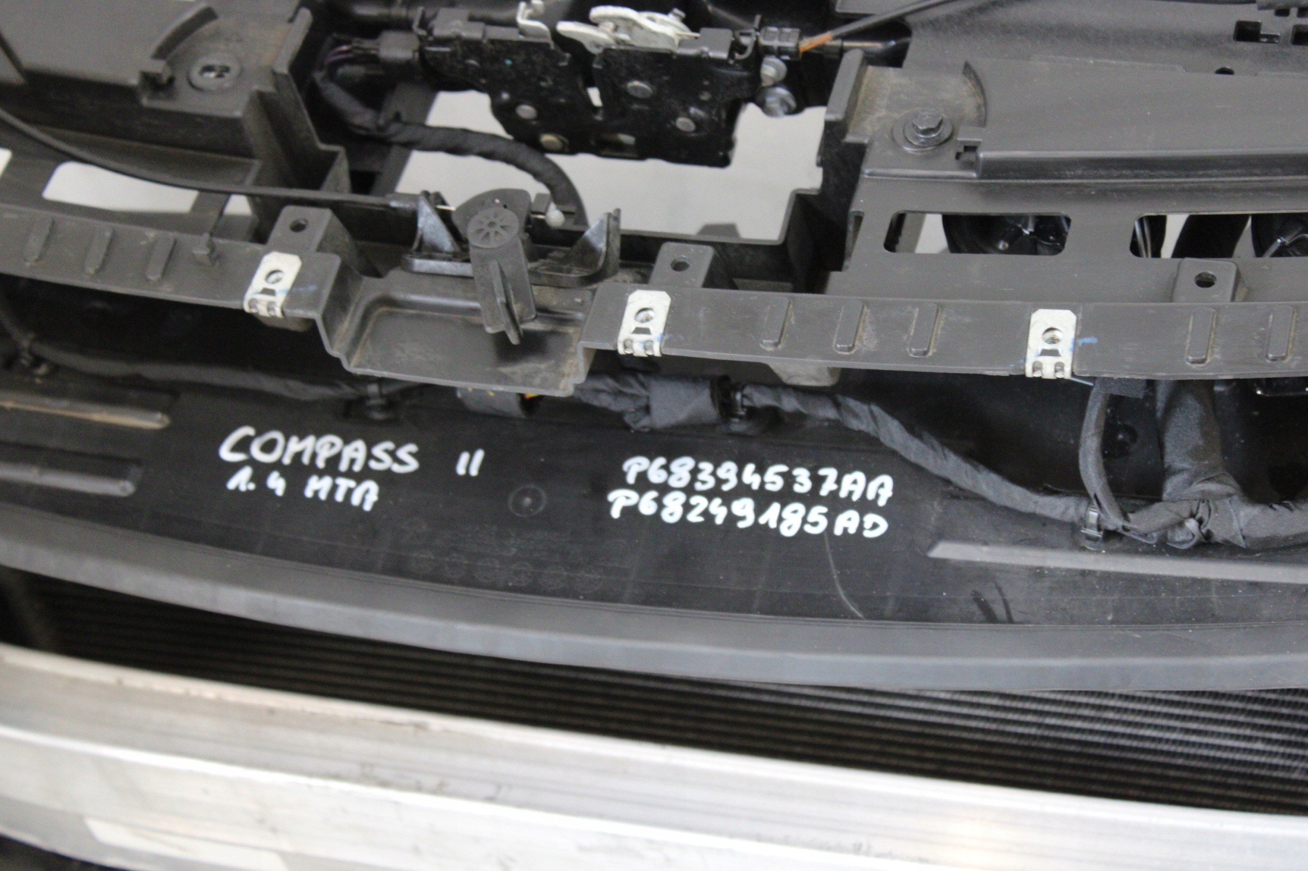 support panel for radiators front pillar radiator JEEP COMPASS II 2 1,4 MTA