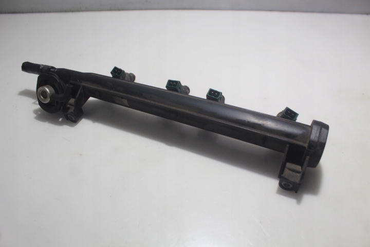 LISTWA WTRYSKOWA VOLKSWAGEN GOLF IV 1.6 Wersja Europejska