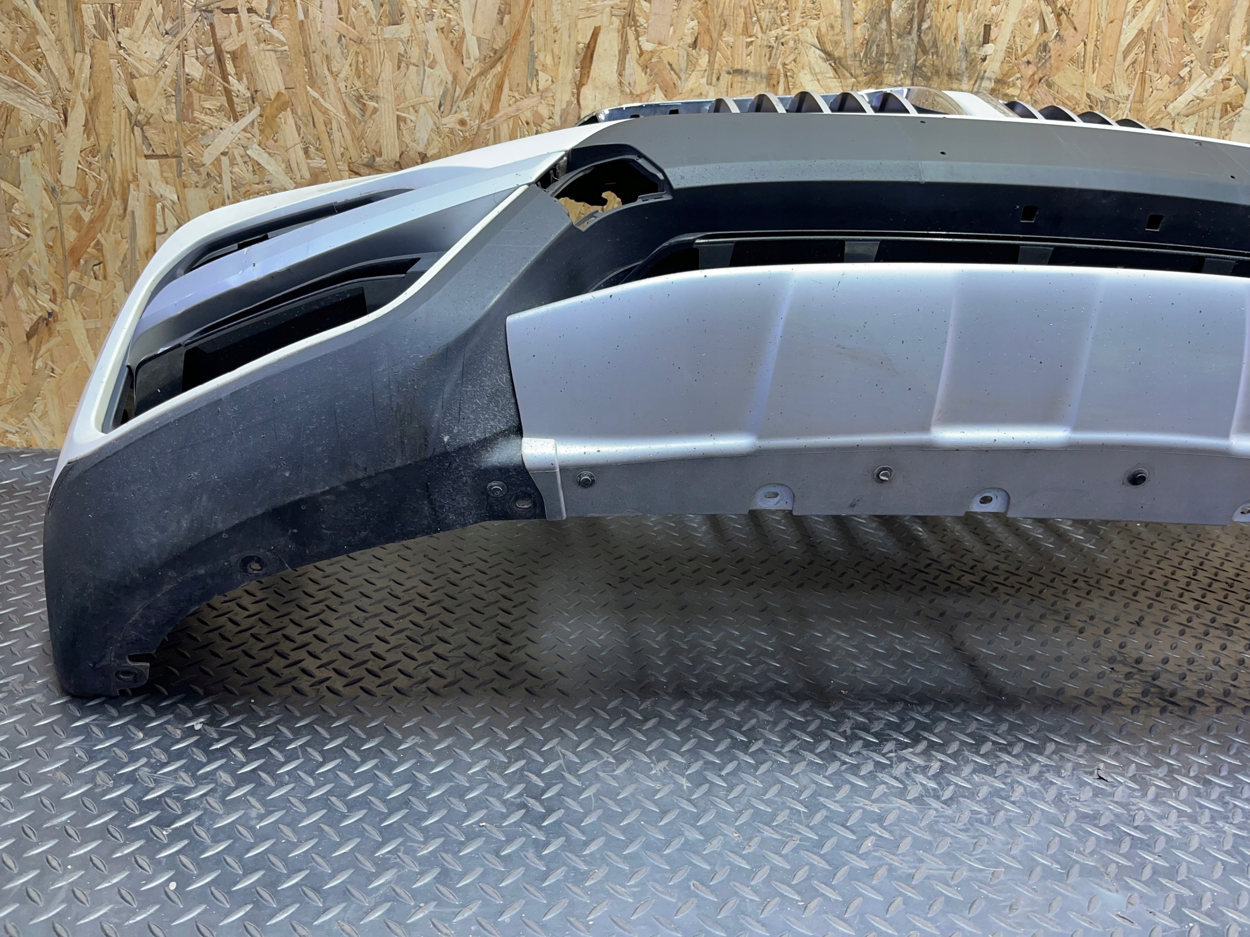 ZDERZAK PRZEDNI PRZÓD BMW X3 G01 ALPINEWEISS A300 Wersja Europejska